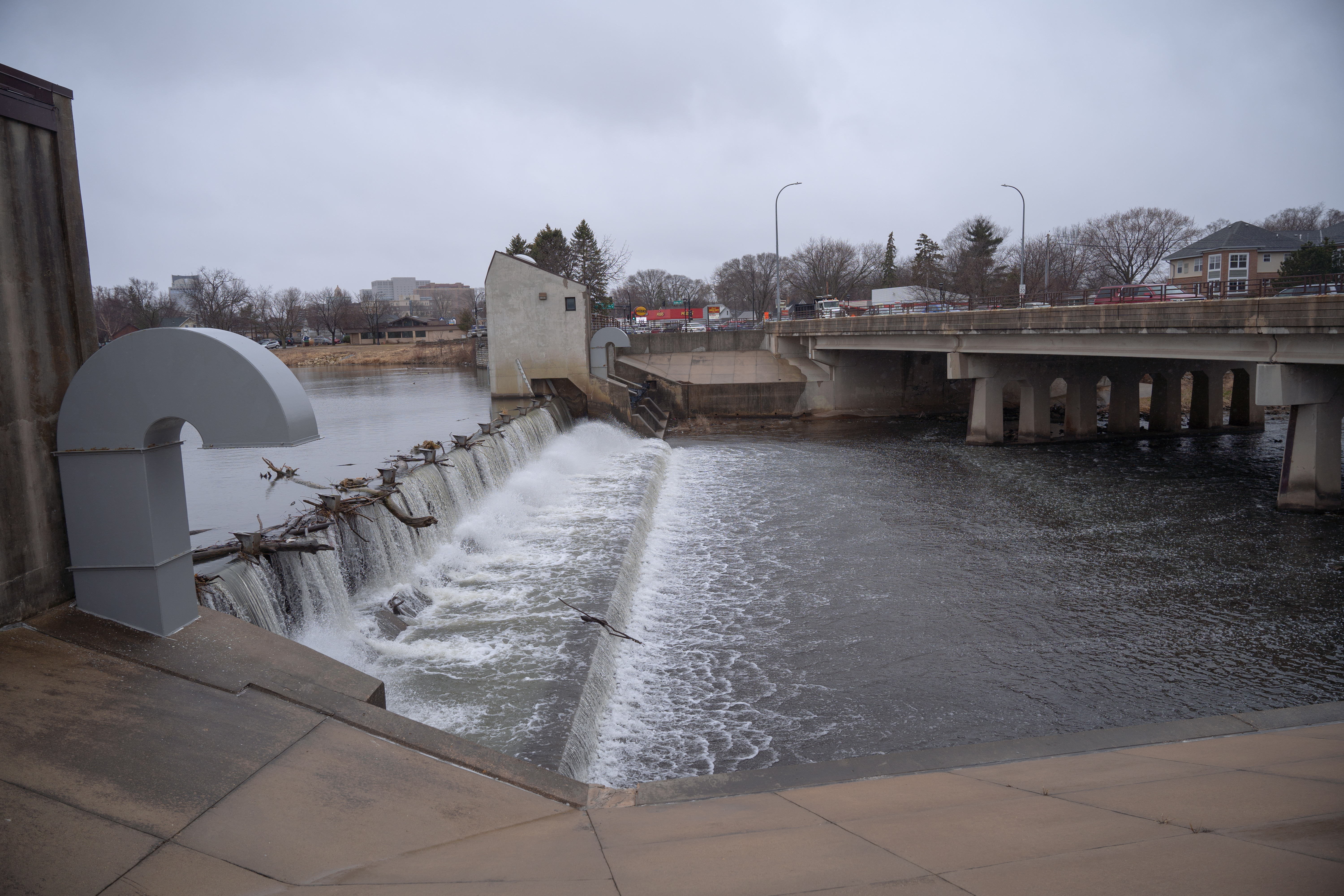 Rochester council candidates join community in divided views of future for Silver Lake Dam - Vimarsana News