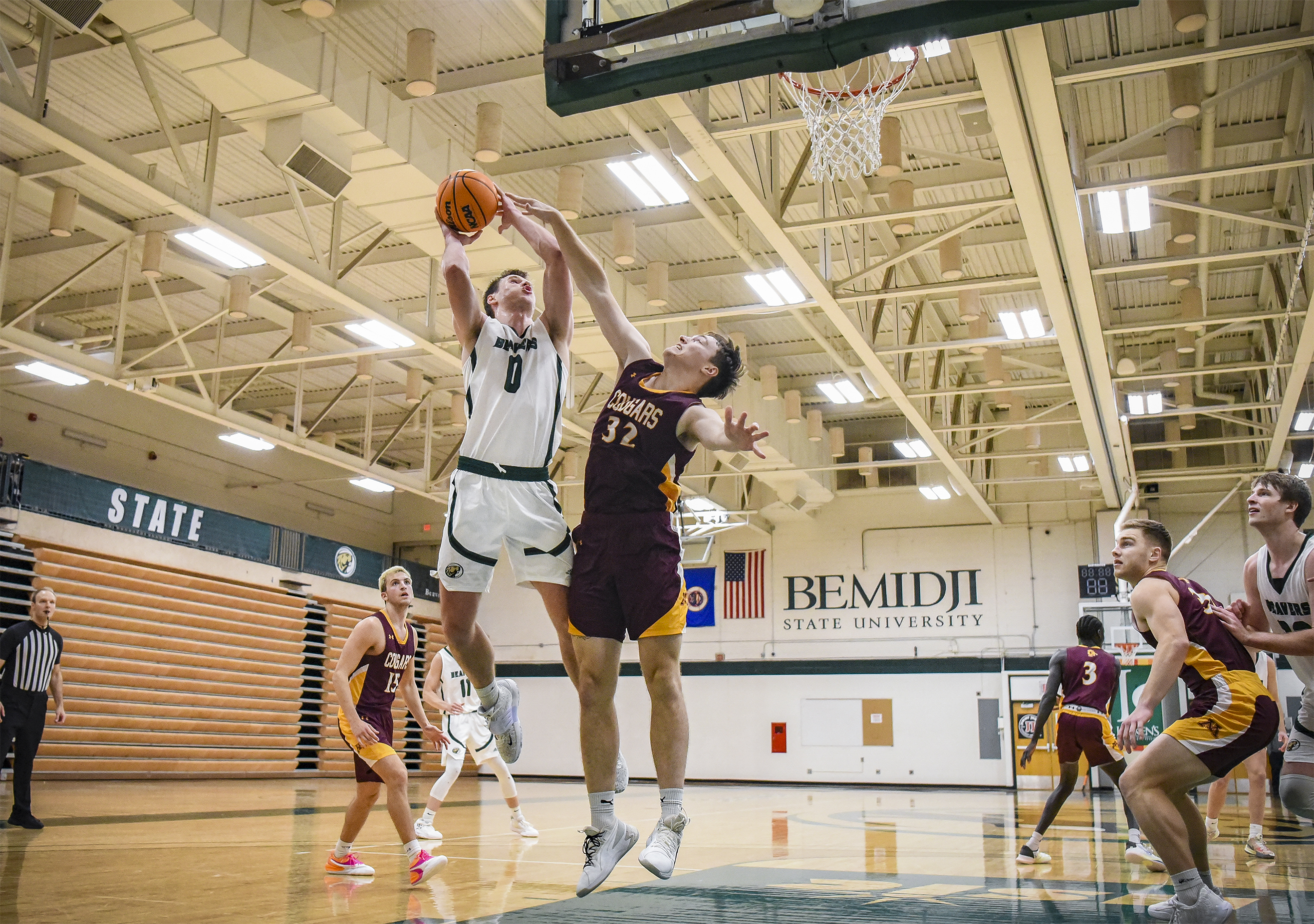 MEN'S BASKETBALL: Twin bigs Albrecht, Sutherland power Beavers over Minnesota Morris - Bemidji Pioneer | News, weather and sports from Bemidji, Minnesota - Vimarsana News