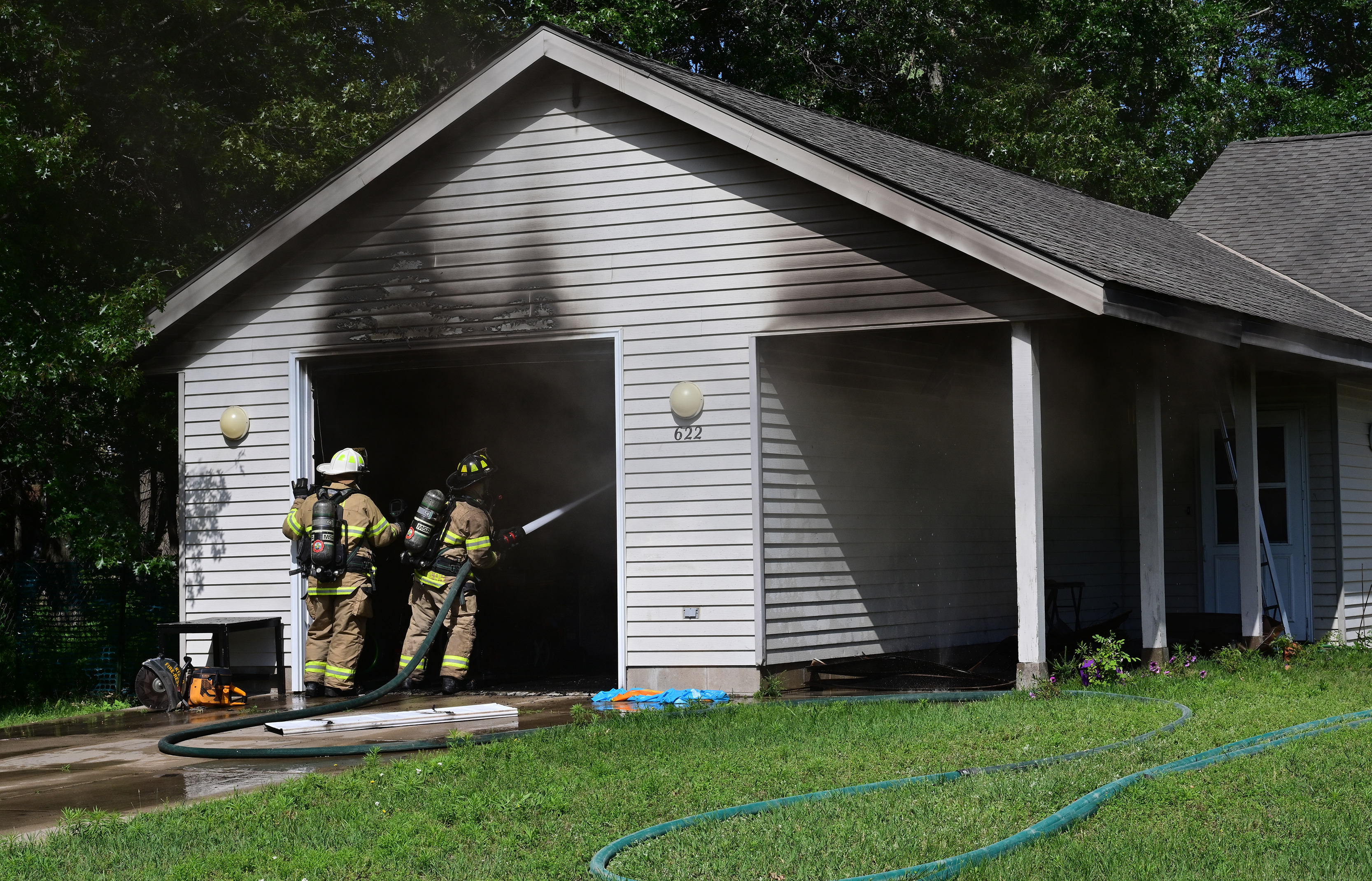 Firefighters respond to garage fire - Vimarsana News