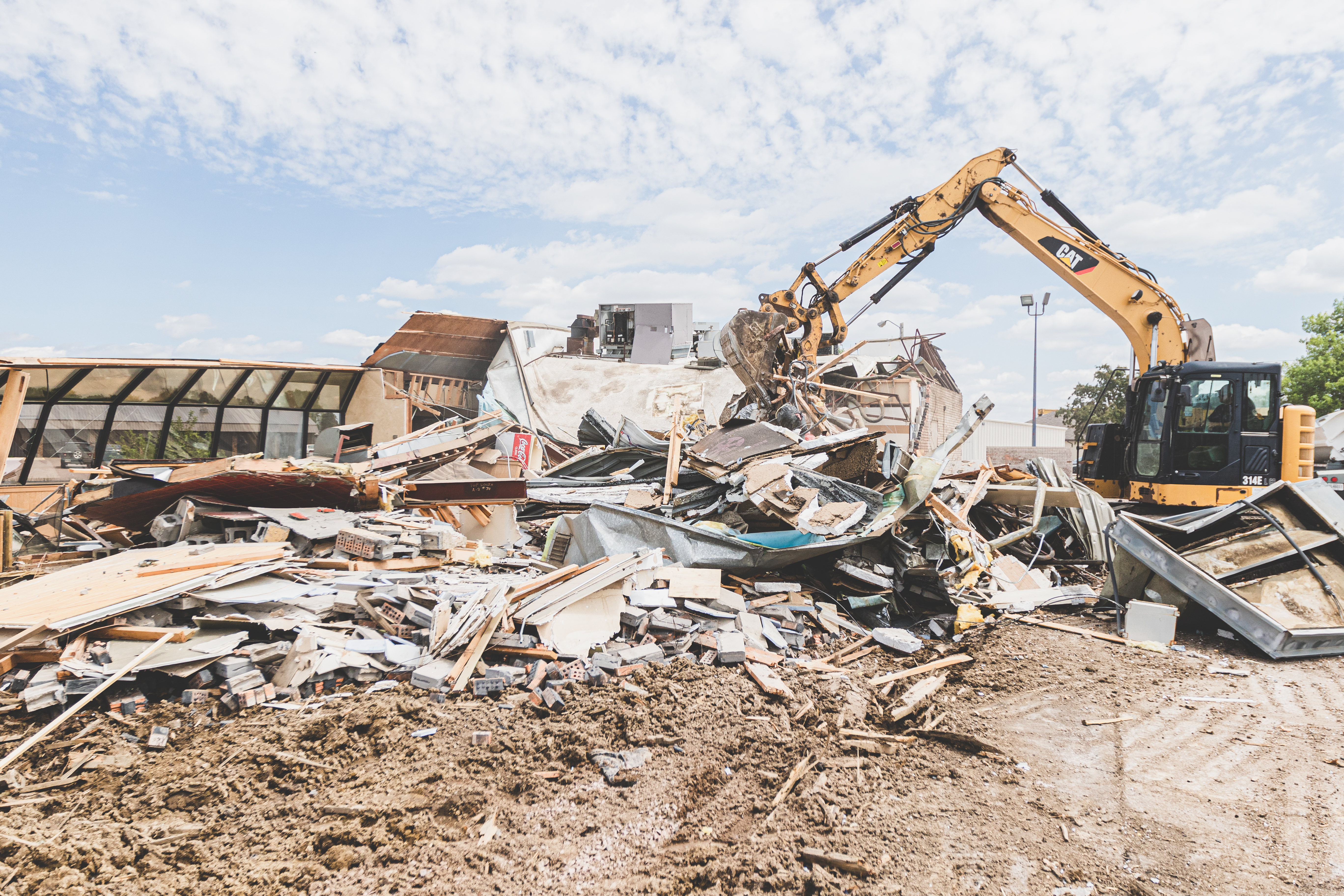 Building demolition in Mitchell is sign new business coming to Burr Street - Vimarsana News