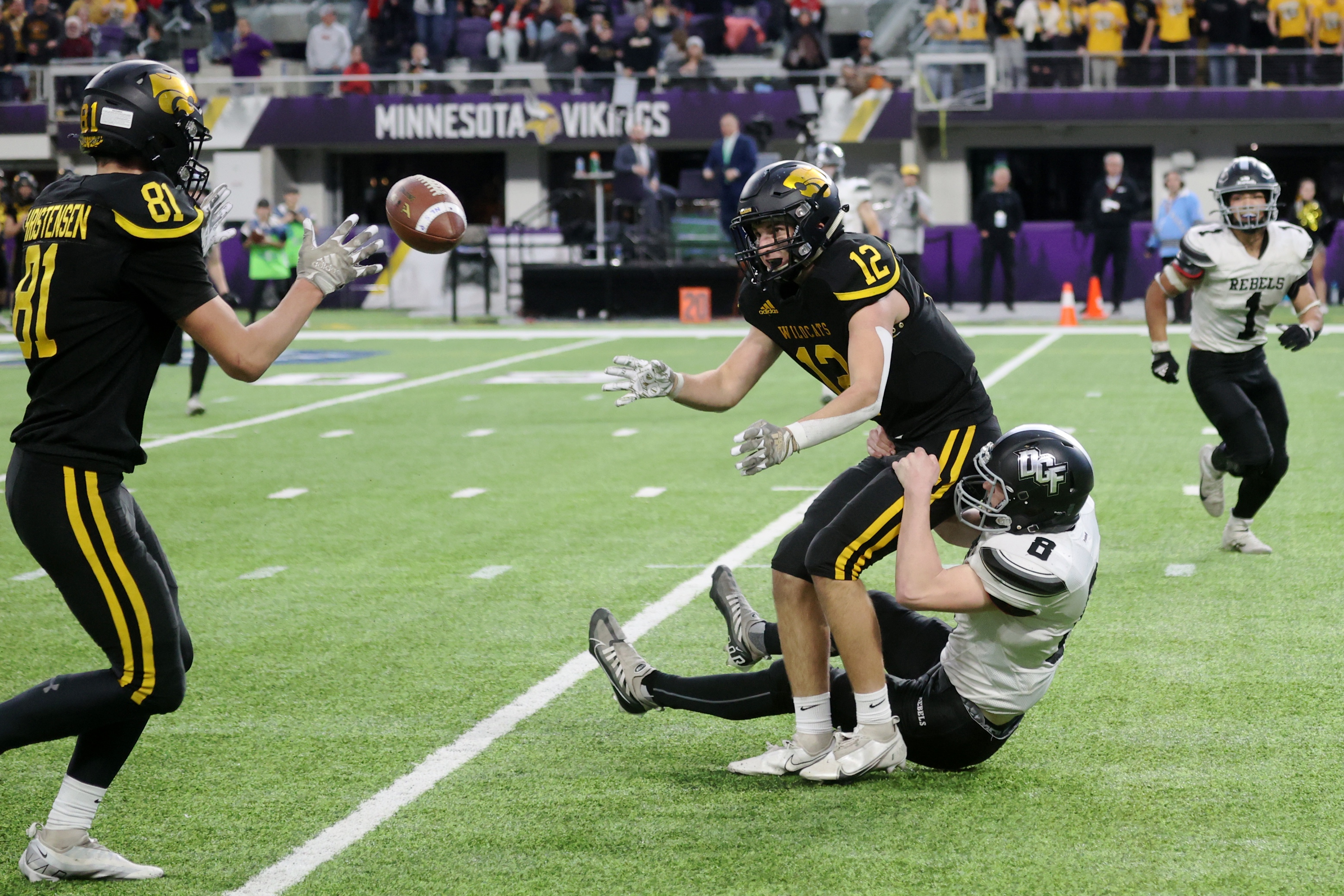 Last play heartbreak: DGF Rebels come up short in first Prep Bowl as New London-Spicer scores on last play - Vimarsana News