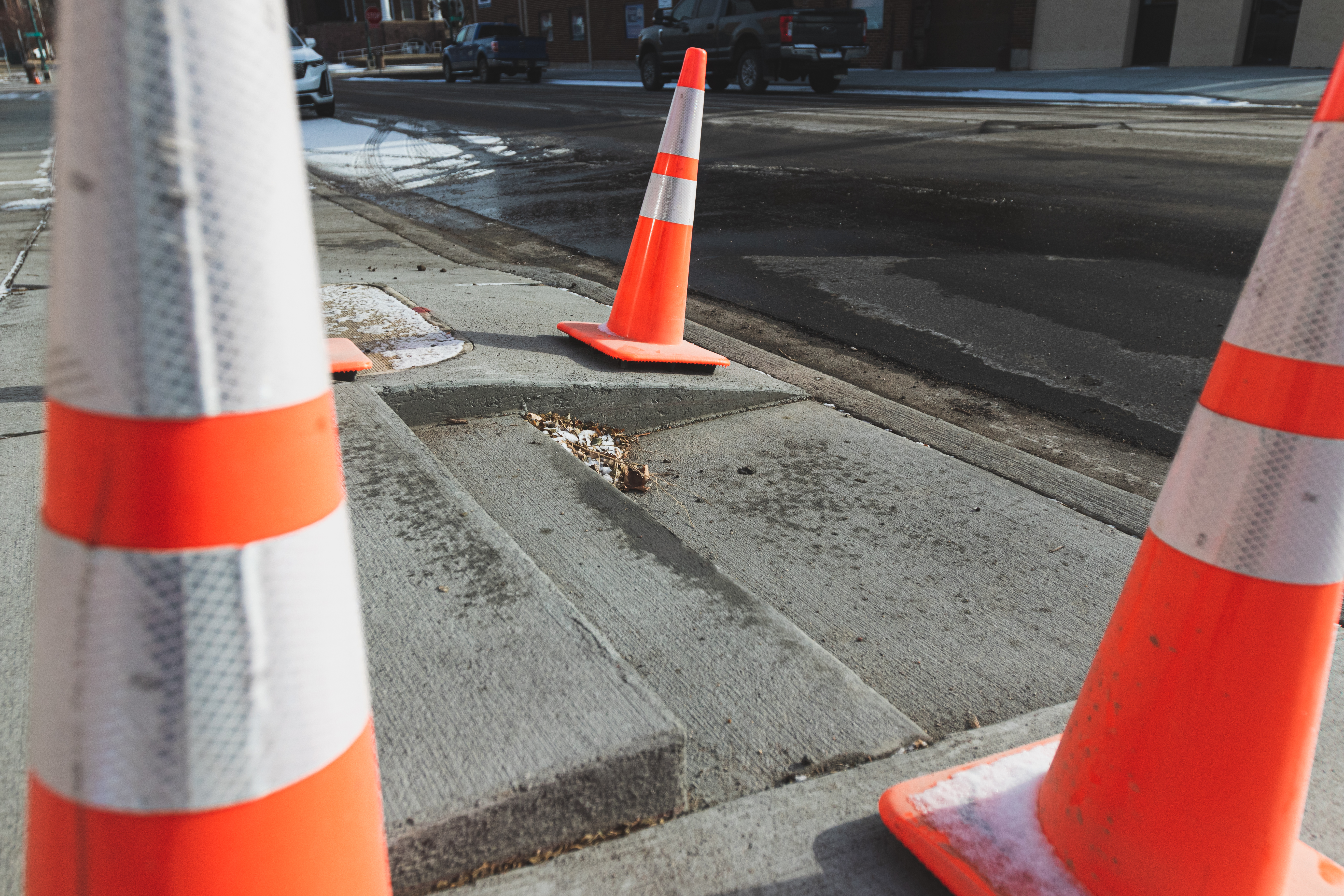 City responds to downtown Mitchell property owner's public safety concerns over new sidewalk features - Mitchell Republic - Vimarsana News