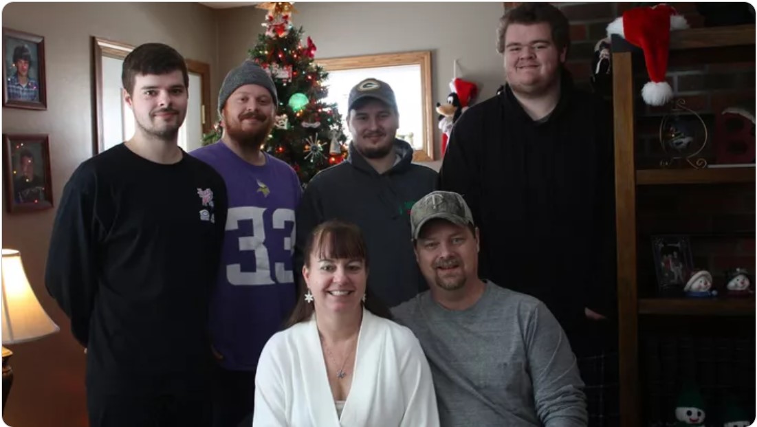 Fundraiser to benefit family of man found in submerged vehicle - Vimarsana News