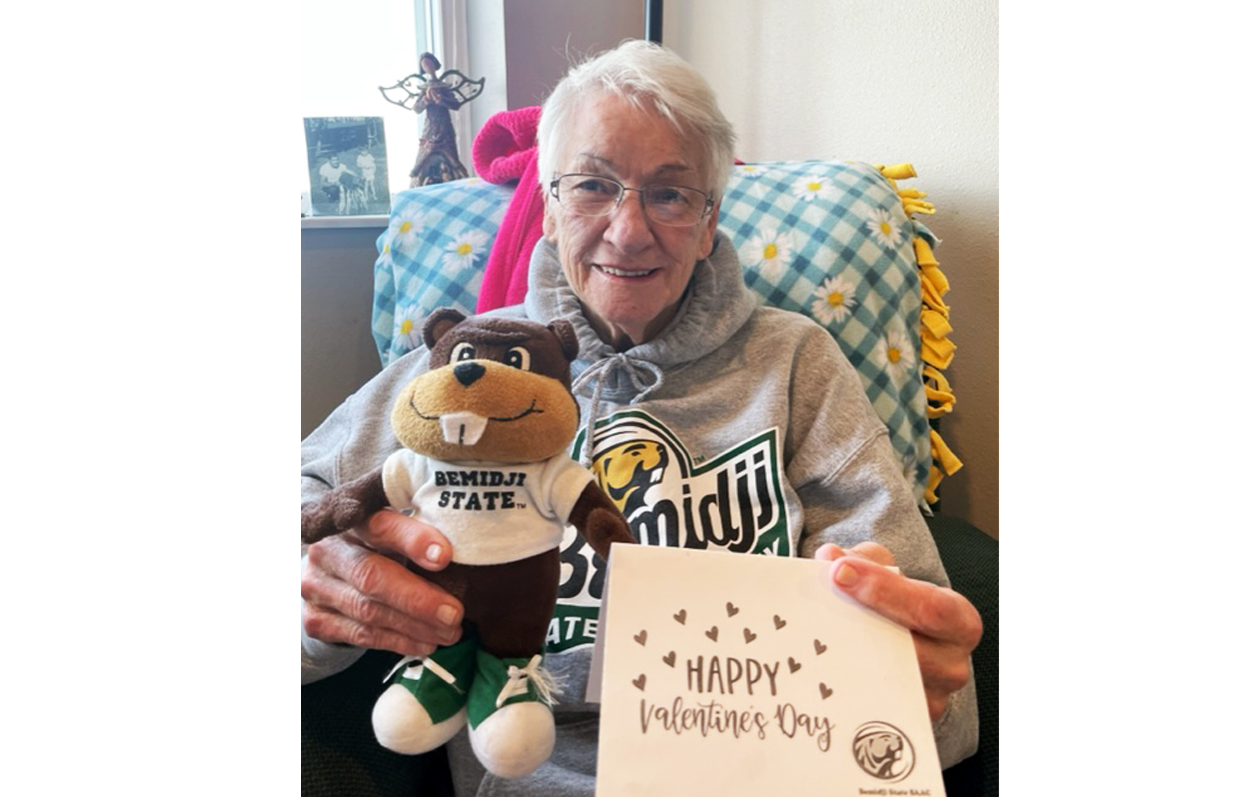 Goldpine Home residents receive Valentine's gifts from Bemidji State Athletics - Vimarsana News
