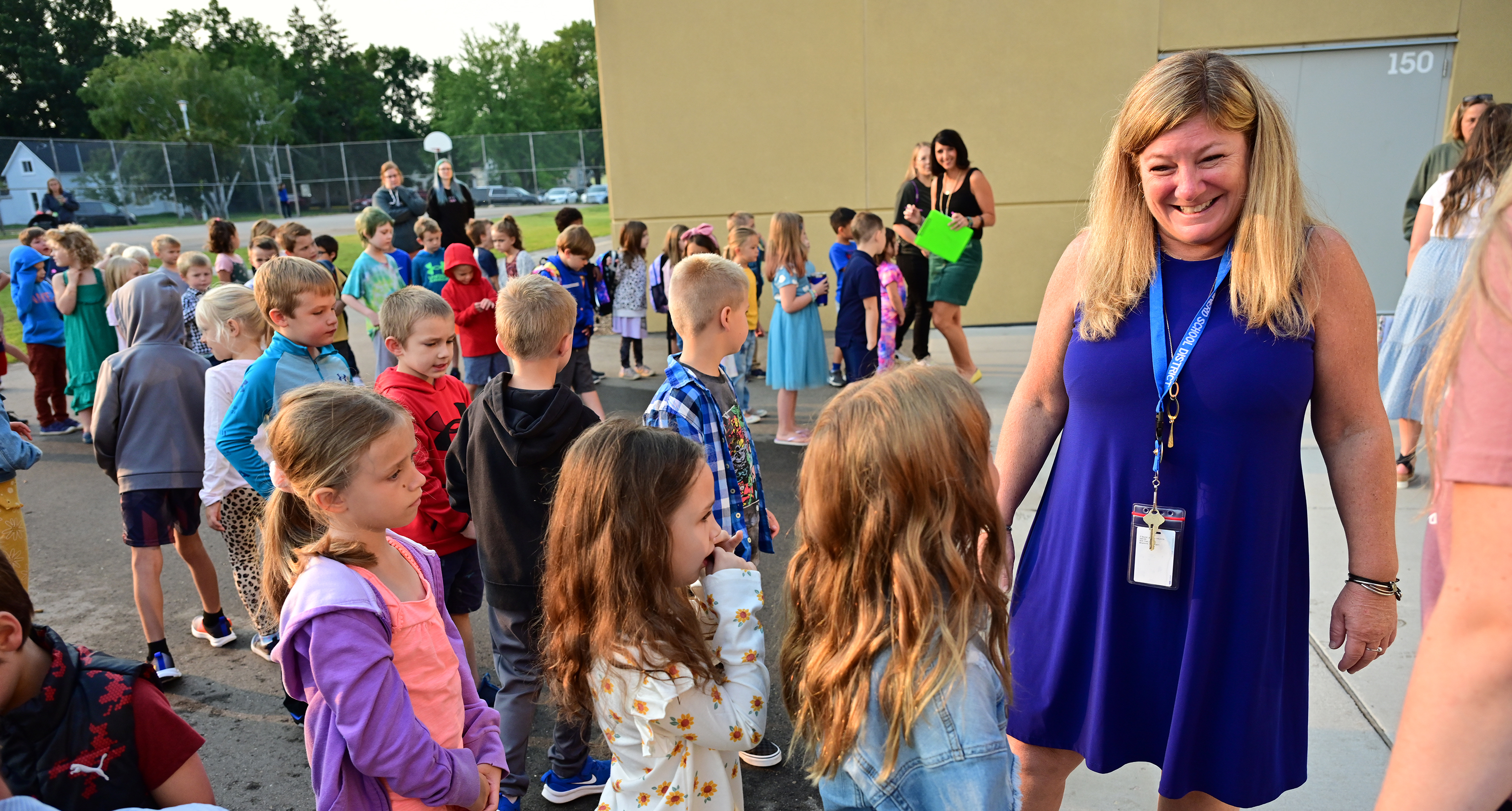 Lowell Elementary earns Blue Ribbon award - Vimarsana News