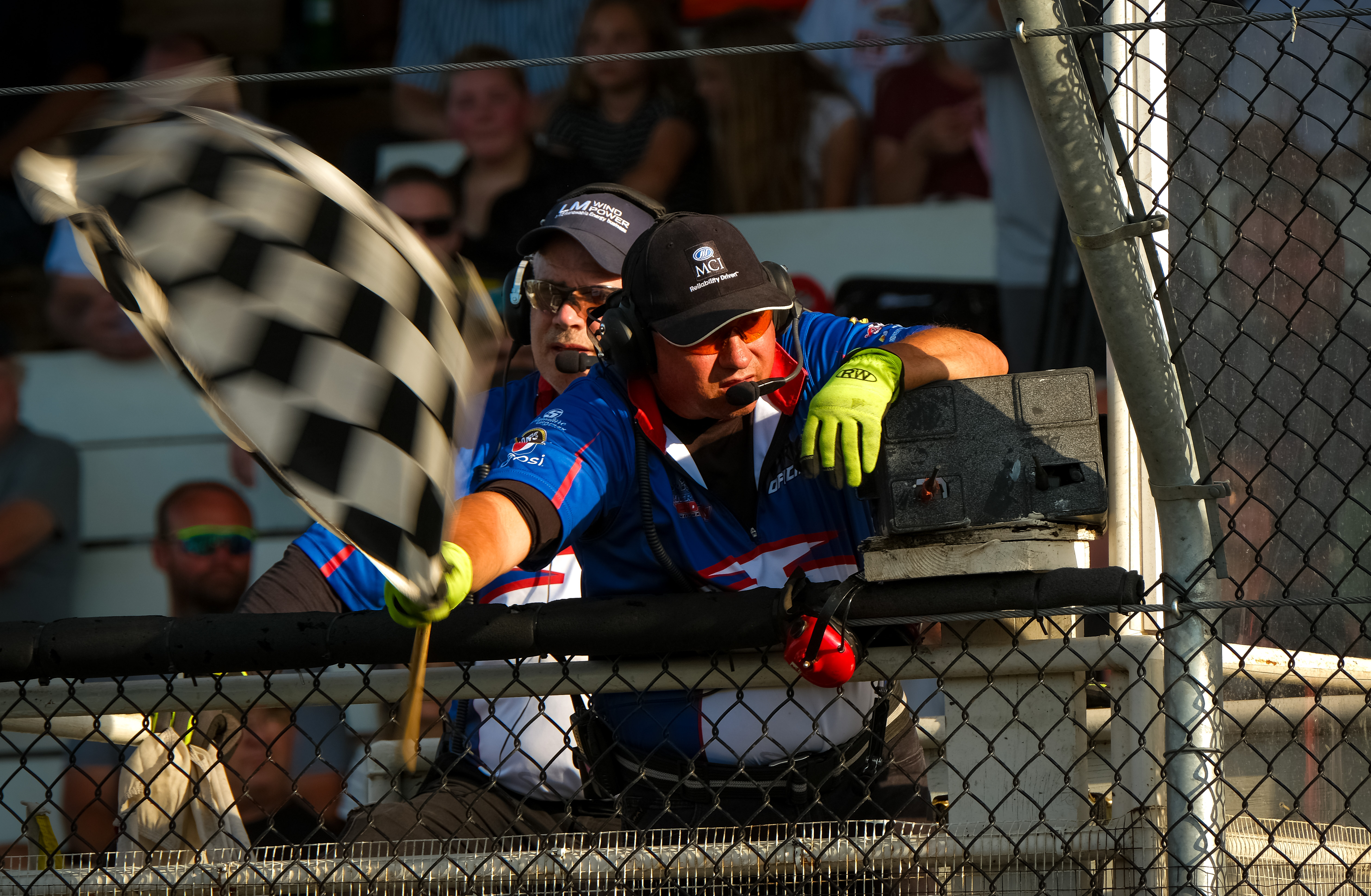 Big field of lates and sprints take on The Bullring - Vimarsana News