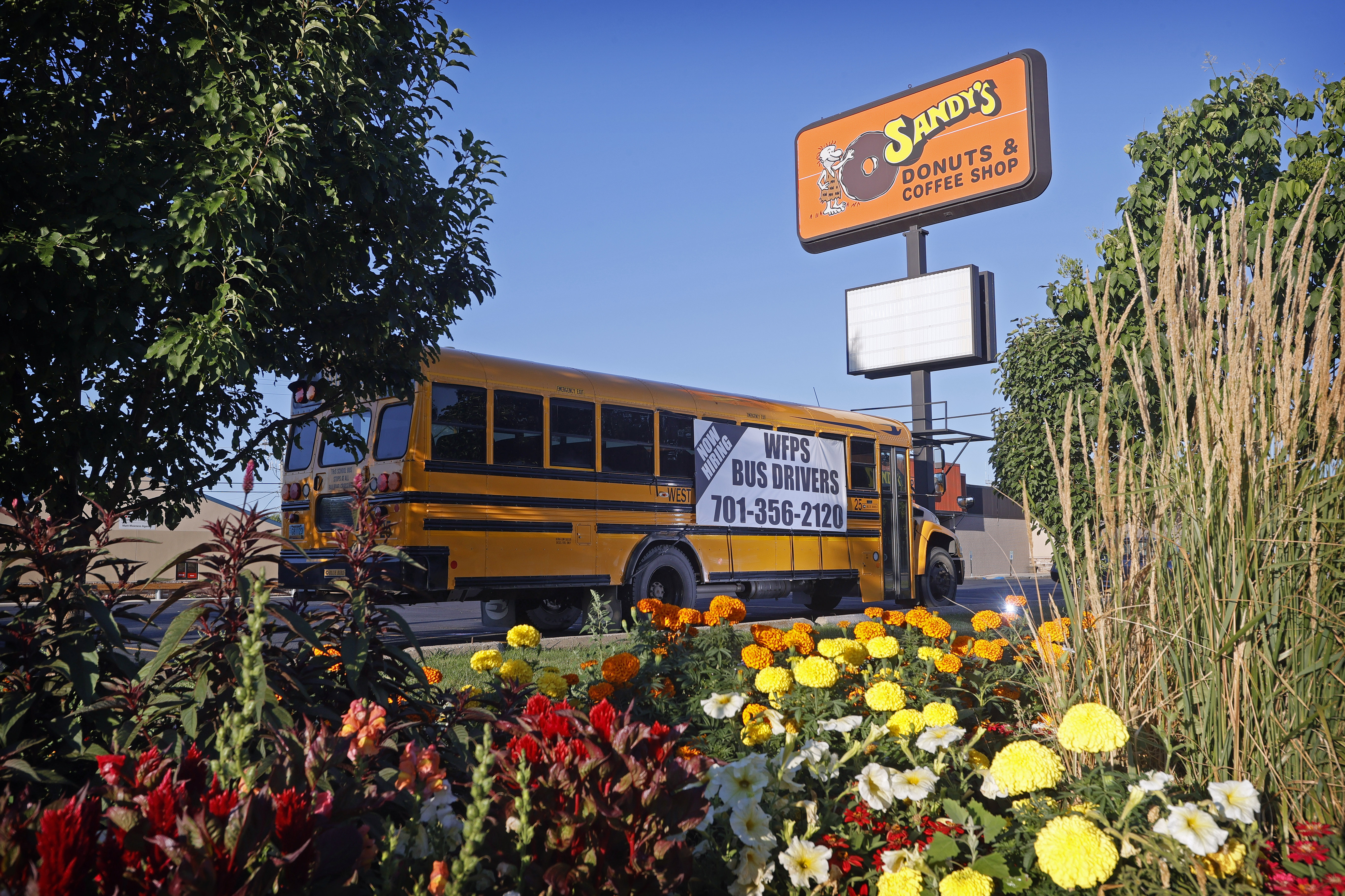 Fargo-Moorhead metro schools short on bus drivers as school year approaches - Vimarsana News