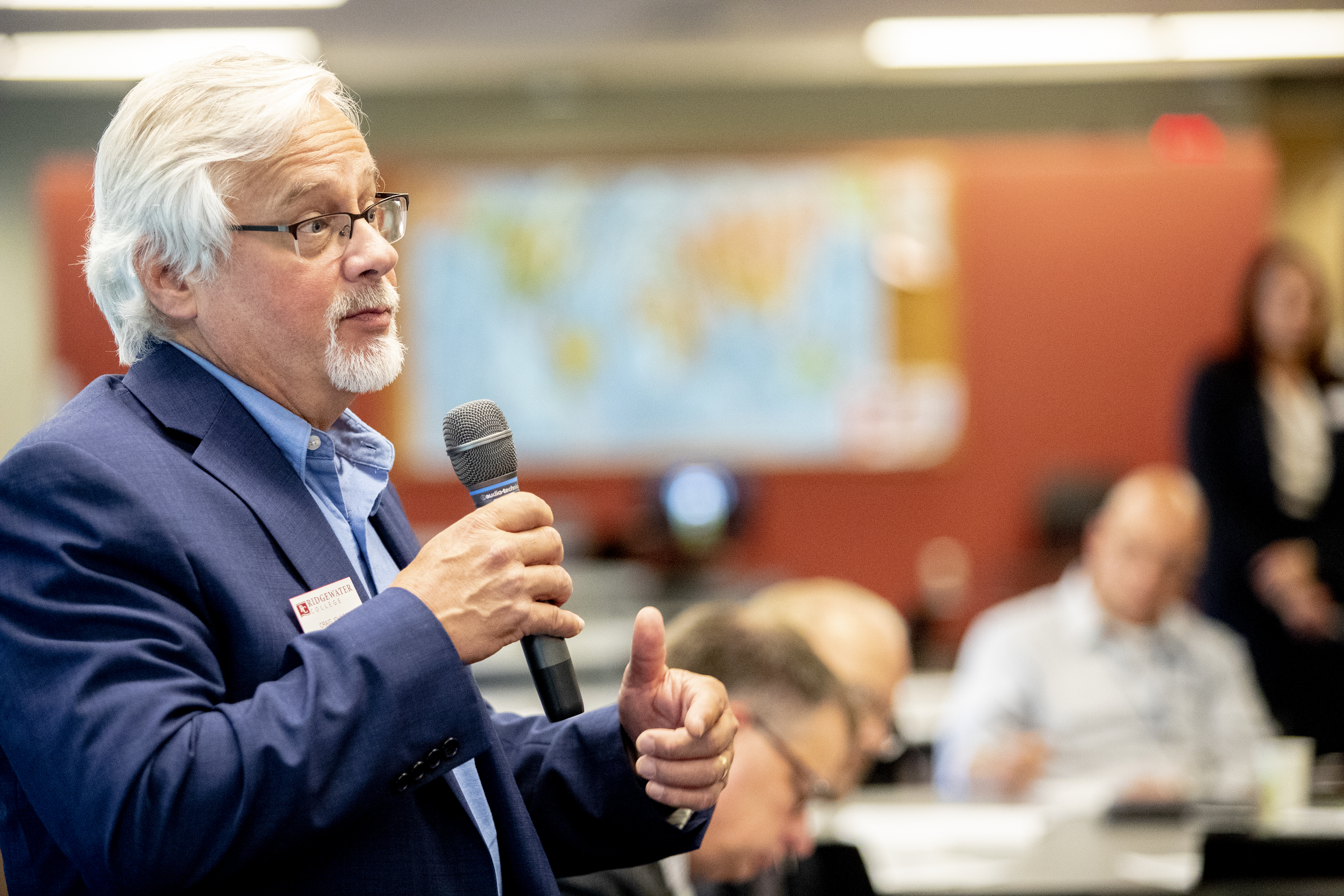Minnesota State officials visit Ridgewater College, listen to ideas for 2023 budget proposal - Vimarsana News