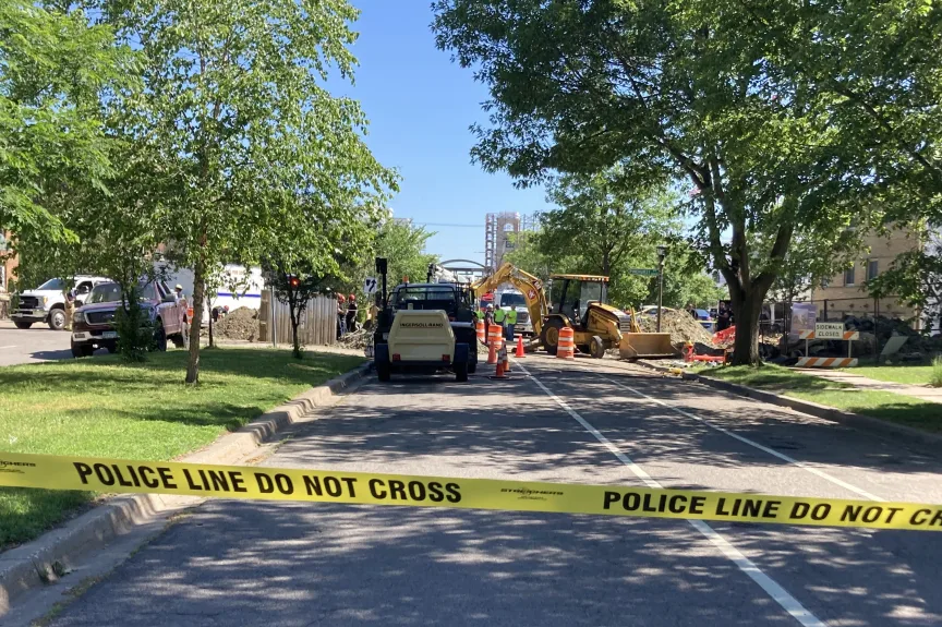 Bodies of 2 workers found in trench collapse at St. Paul work site - Vimarsana News