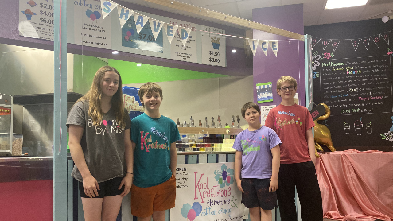 Grand Forks mall essentially kicks kids' shaved ice business out due to stains on carpet - Vimarsana News