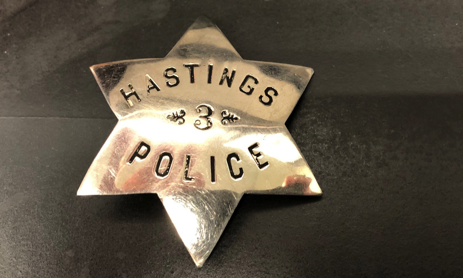 Badge from fallen Minnesota police officer discovered after nearly 130 years - Vimarsana News