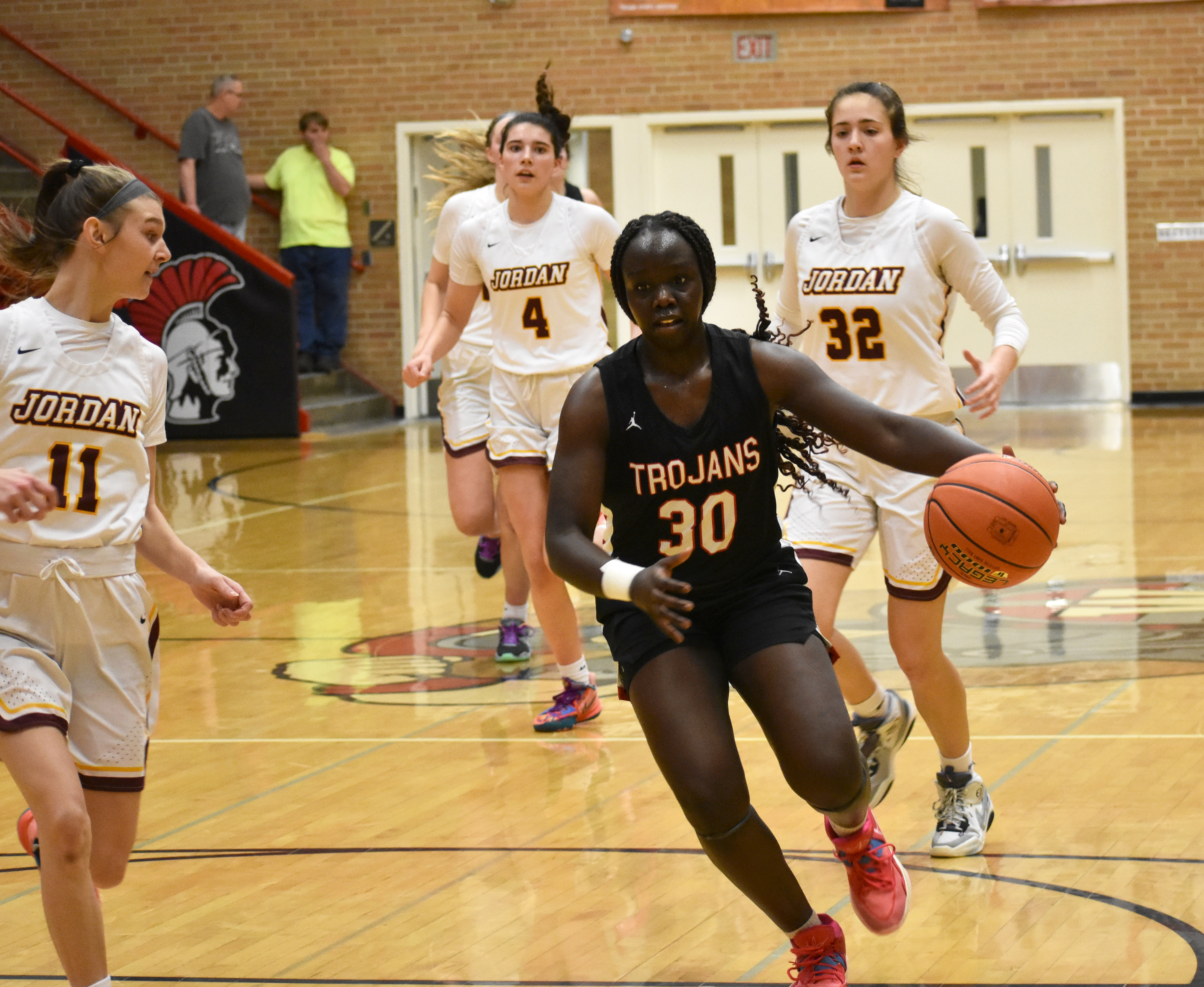 Home at last: Worthington upends Jordan in girls basketball - Vimarsana News