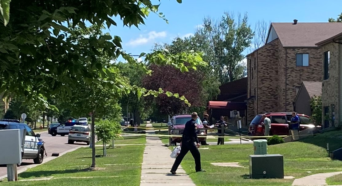 Prosecutor takes rare step after Fargo officer kills van driver - Vimarsana News