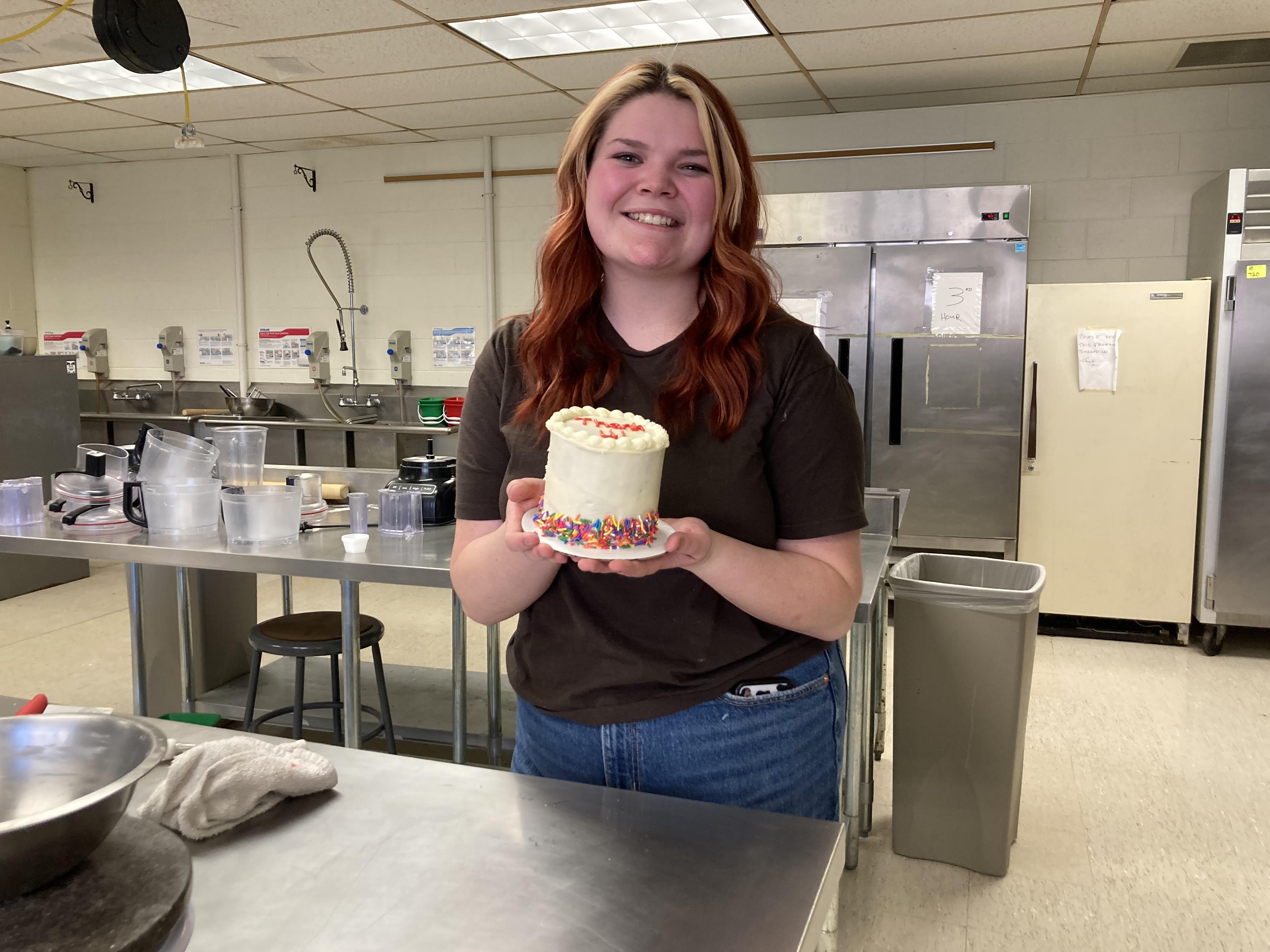 Proctor junior builds memories out of frosting - Vimarsana News