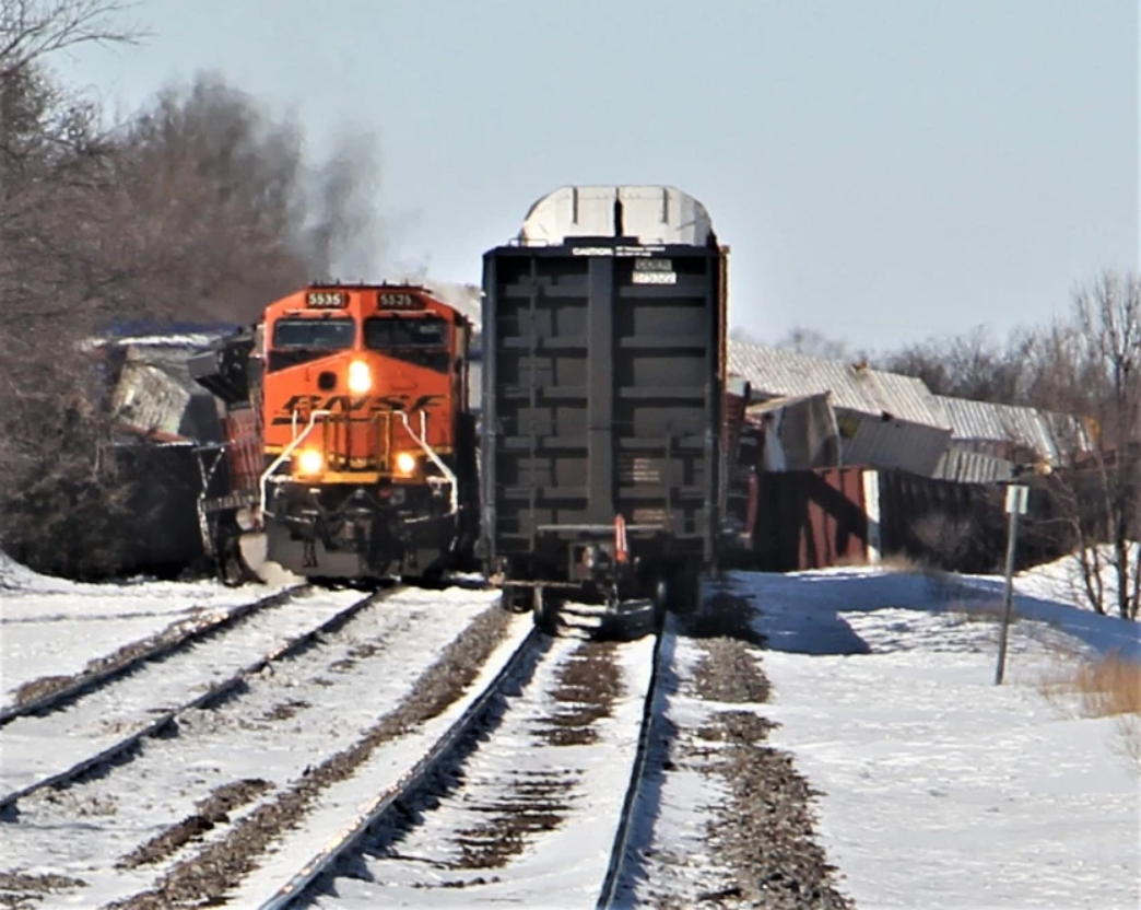 5 things to know today: Train derailment, Border town, Land commissioner, Political map, Vaccine exemption - Vimarsana News
