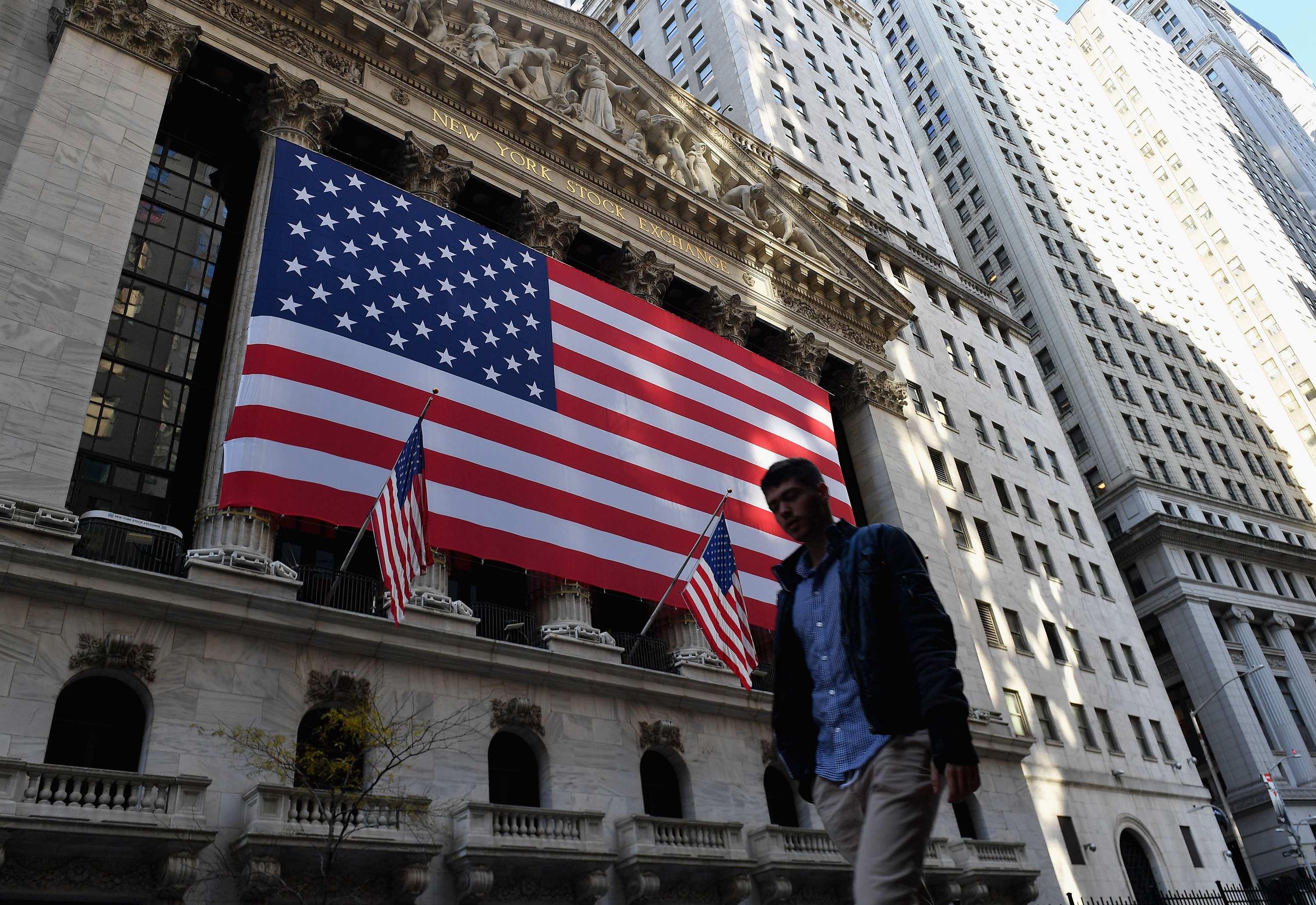 Inflation, virus, war: What market professionals fear most for 2022 - Vimarsana News