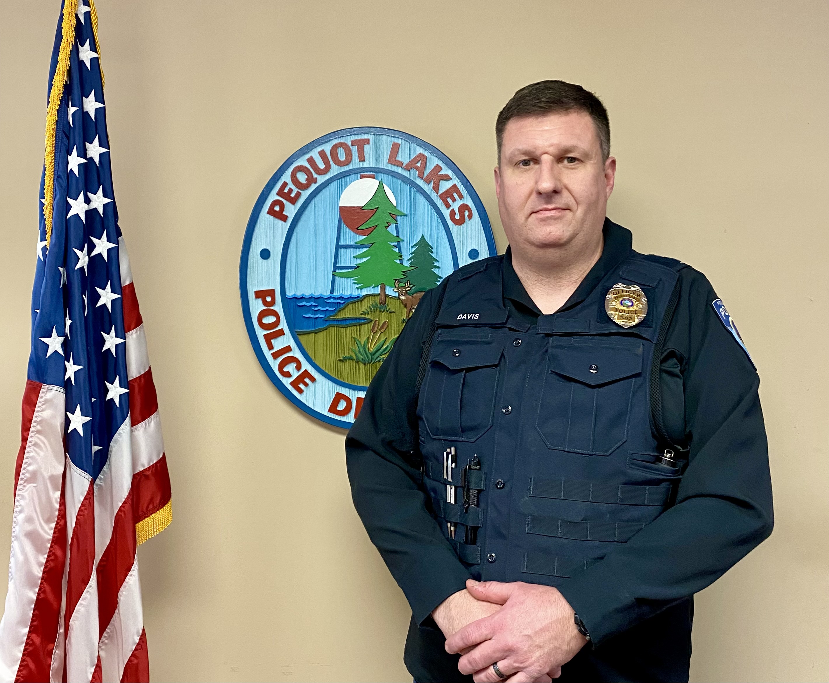 Pequot Lakes hires officer Mike Davis as next police chief - Vimarsana News