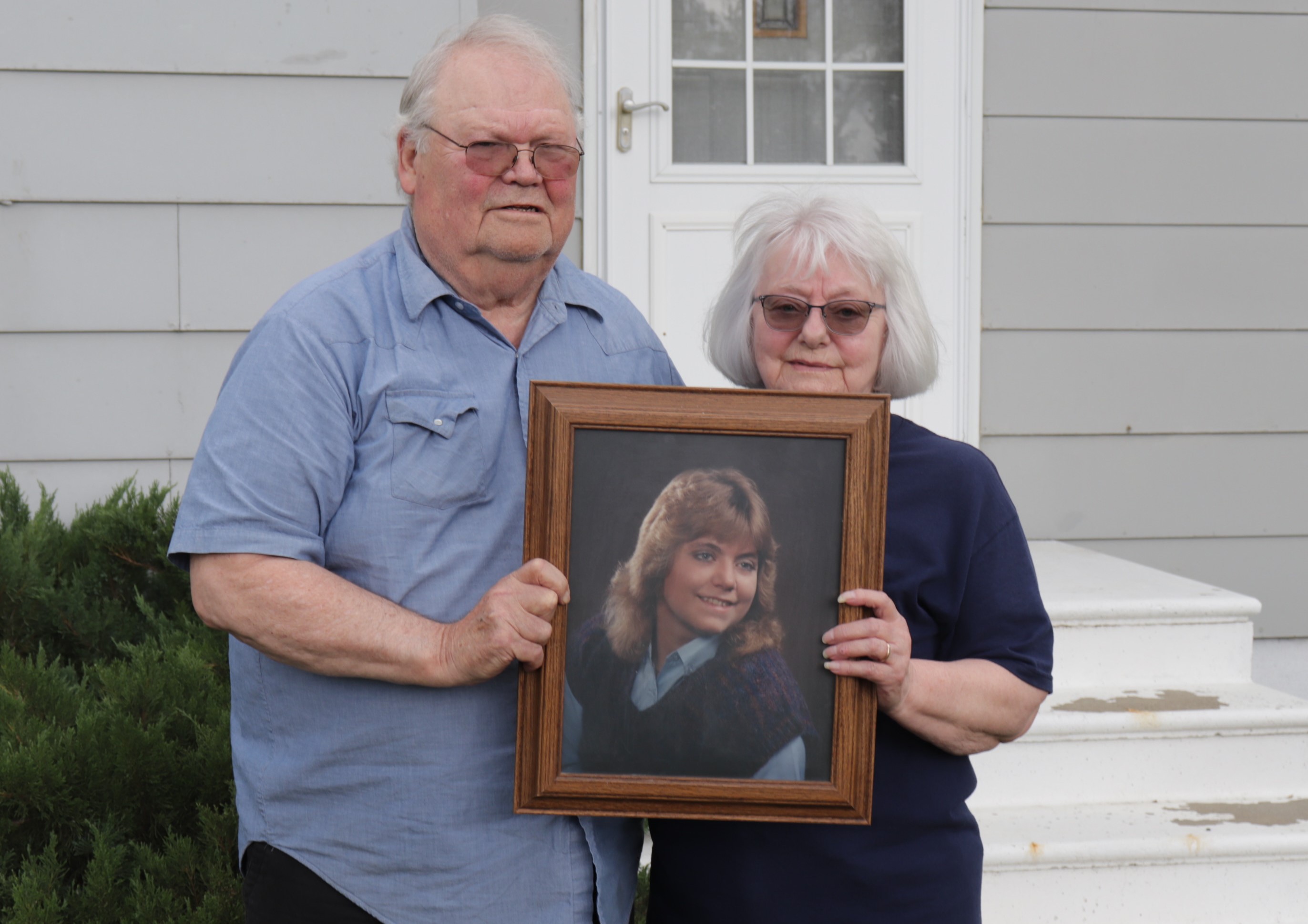 Parents of North Dakota woman gone missing in 1994 vow to never give up - Vimarsana News