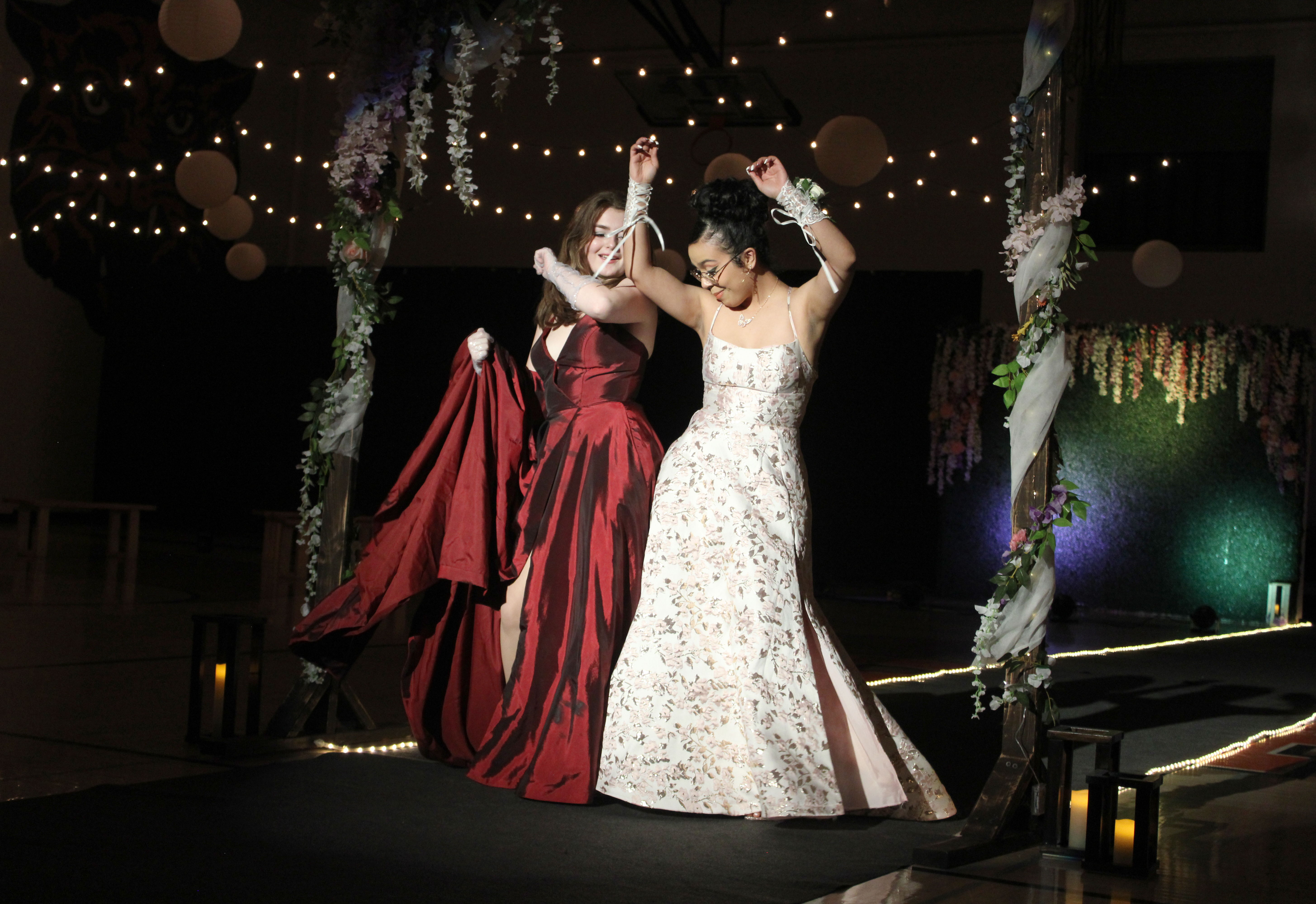 Rain doesn't dampen Park Rapids prom - Park Rapids Enterprise | News, weather, sports from Park Rapids Minnesota - Vimarsana News