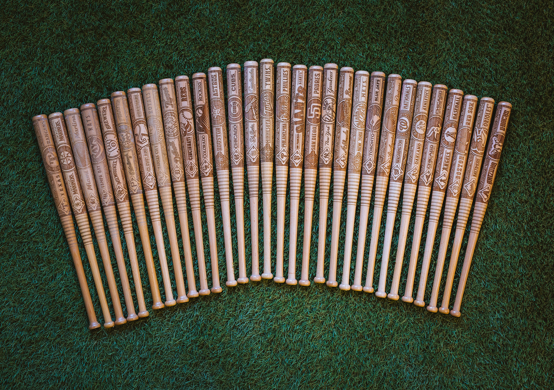 All 30 MLB ballparks will feature Minnesota company's souvenir mini-bats - Vimarsana News