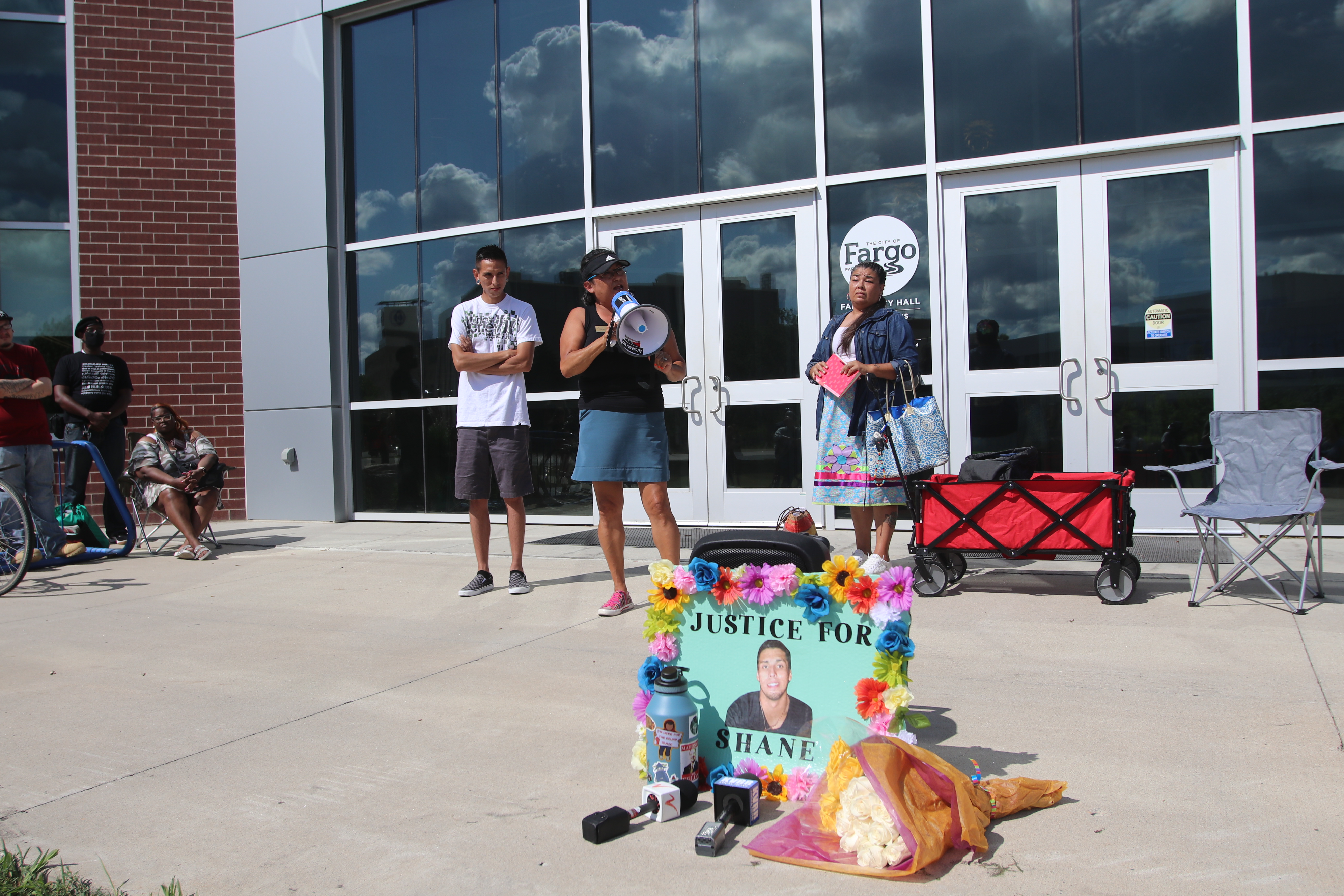 Protesters demand Fargo police release footage in fatal shooting of Native American man - Vimarsana News