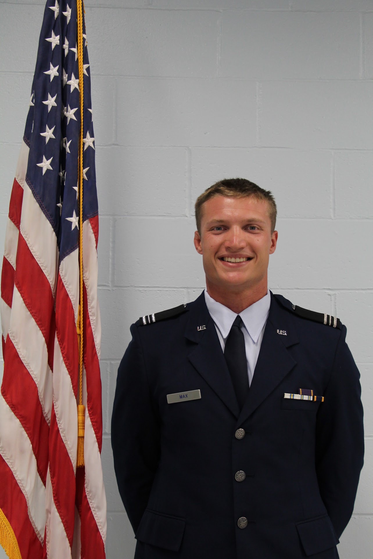 Mitchell High School grad Max answers call to service as ROTC cadet, future medical student - Vimarsana News