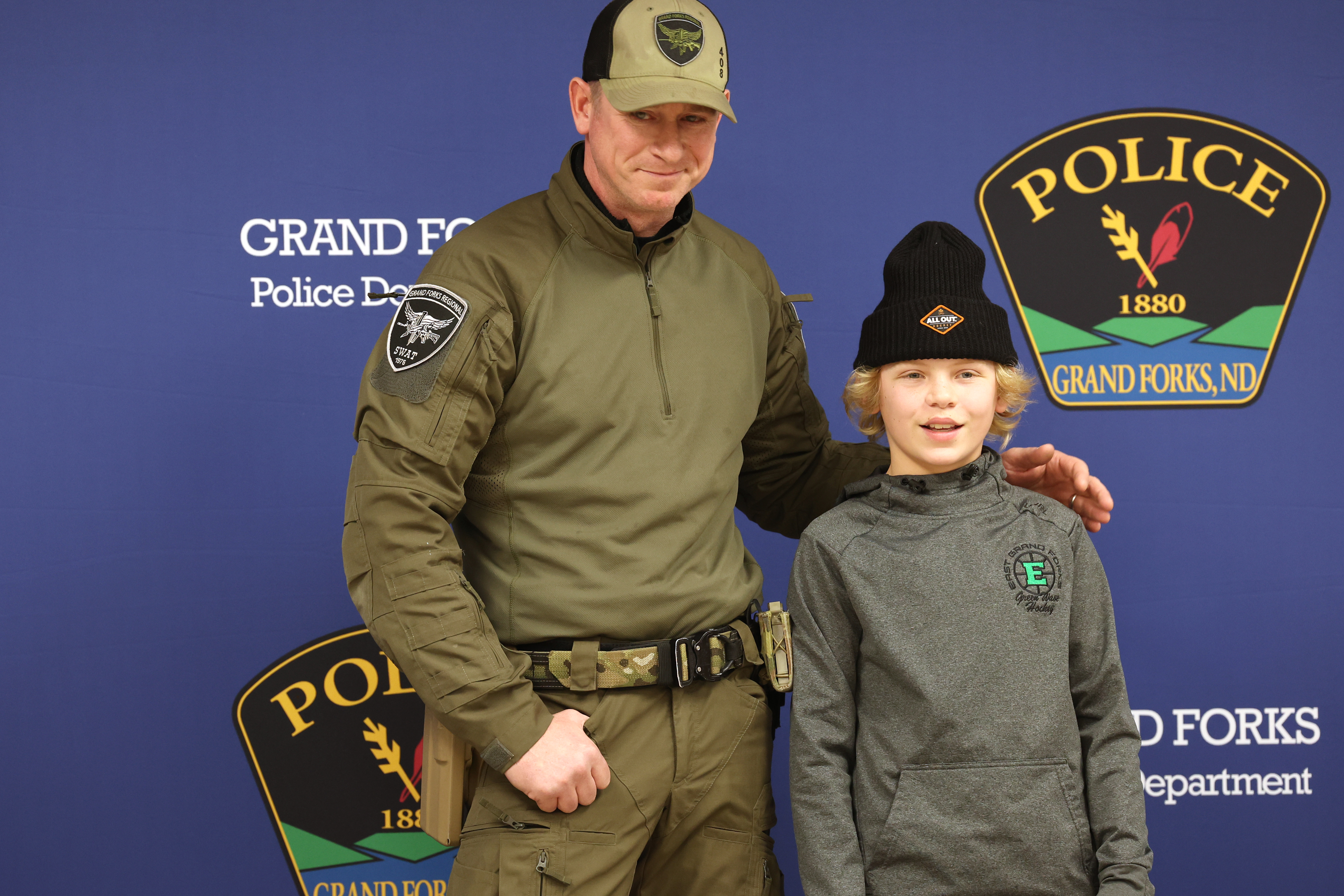 Grand Forks Police Department recognizes officer who saved child from choking, others in annual ceremony - Vimarsana News