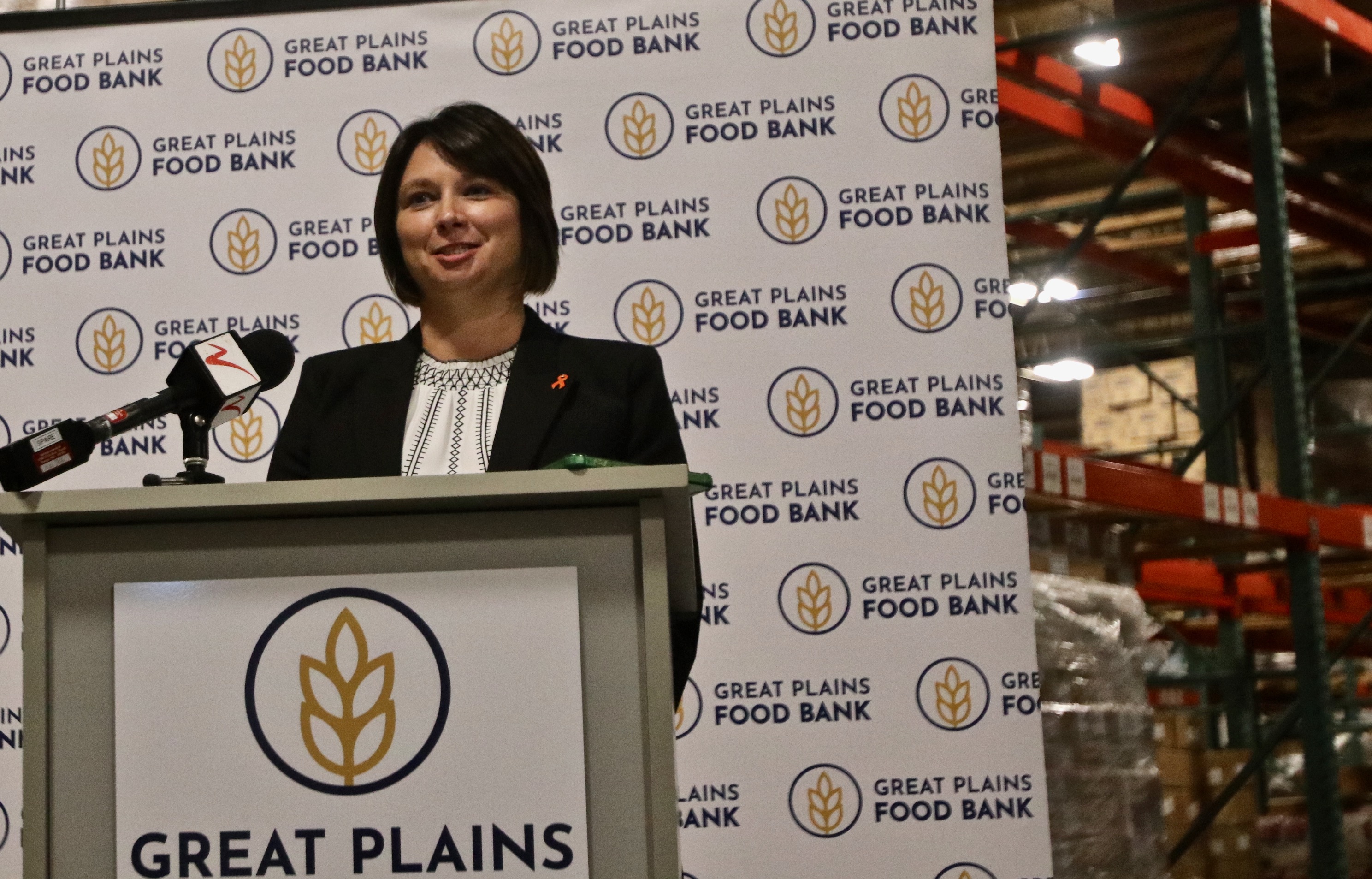 Great Plains Food Bank calls for help filling bare shelves during Hunger Action Month - Vimarsana News