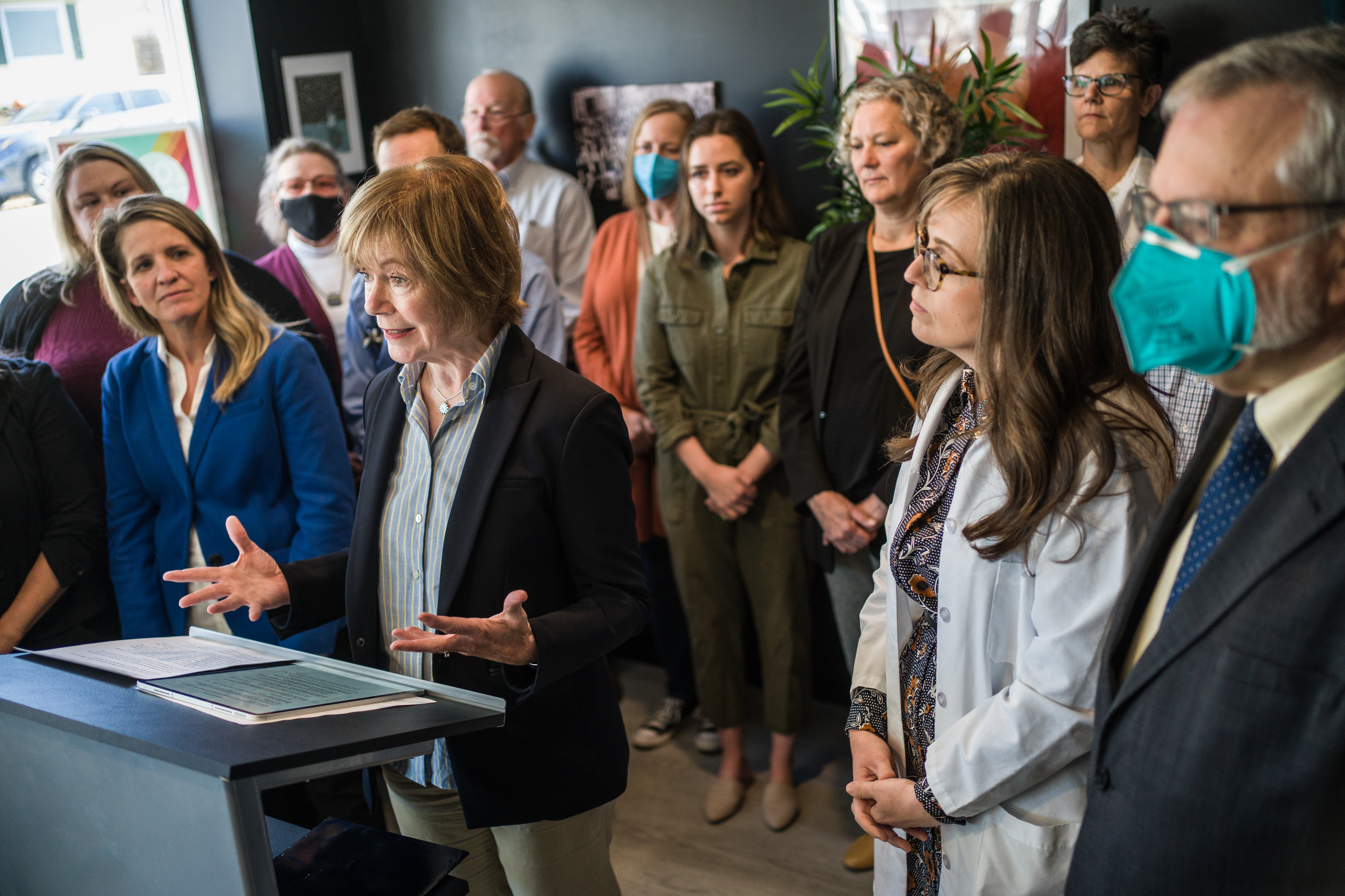 Sen. Smith, medical professionals say governor's race will determine future of health care for women - Vimarsana News