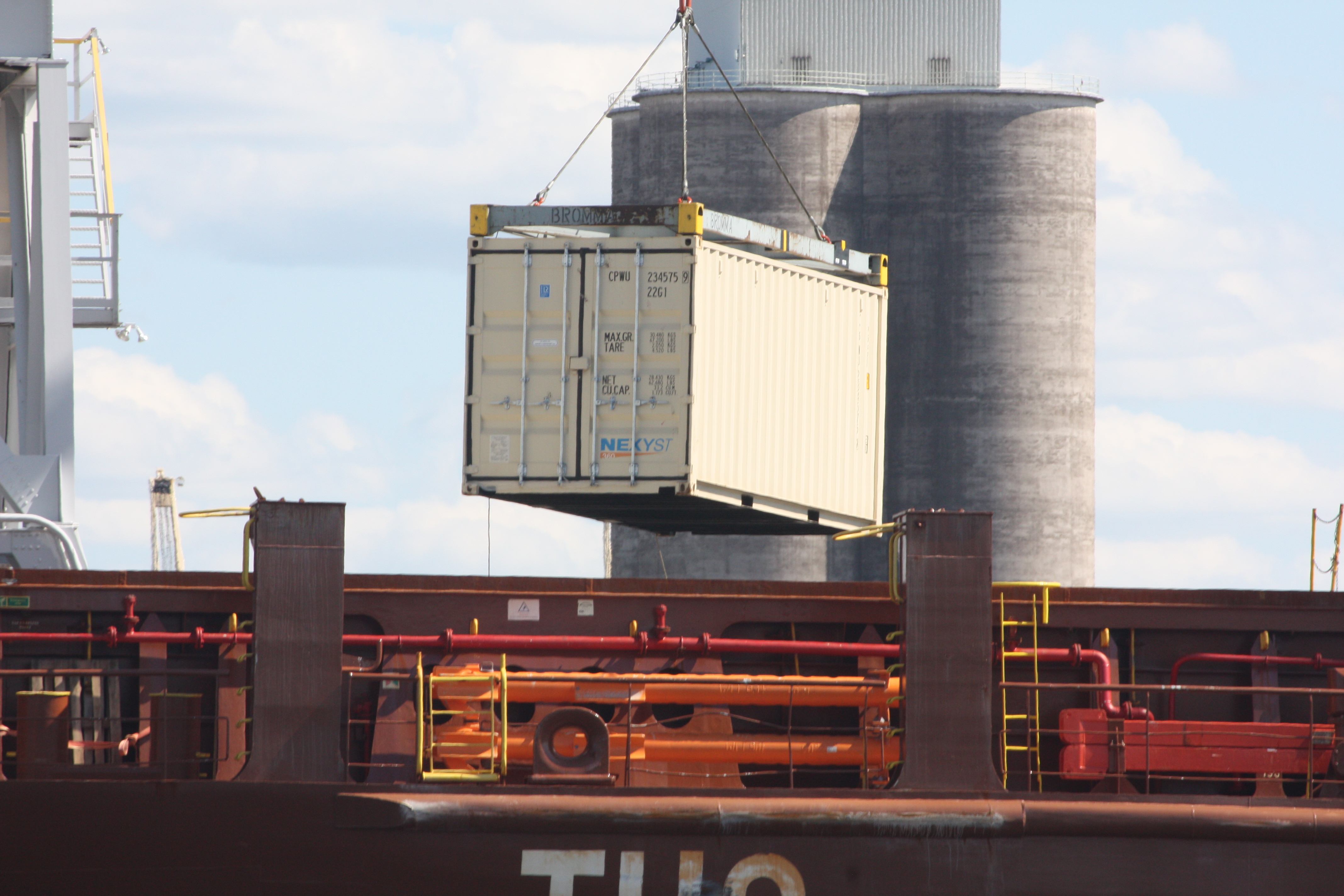 Kidney beans ship-bound for Europe from Port of Duluth-Superior make history - Vimarsana News