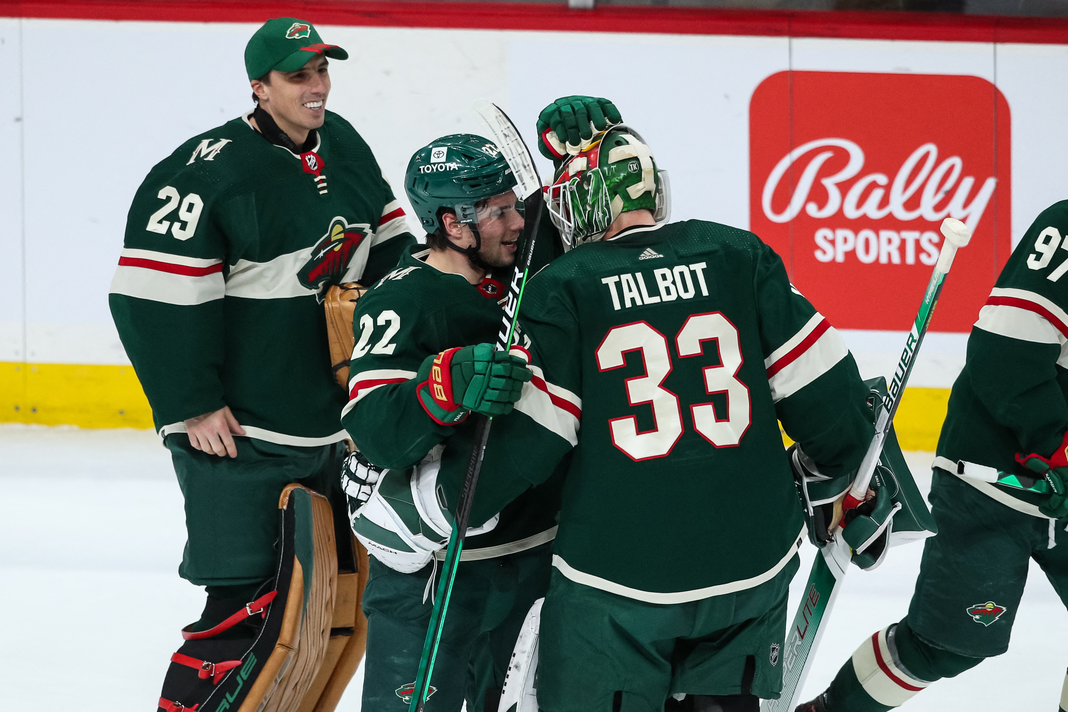Wild take down NHL-leading Colorado, 3-2, in overtime - Vimarsana News