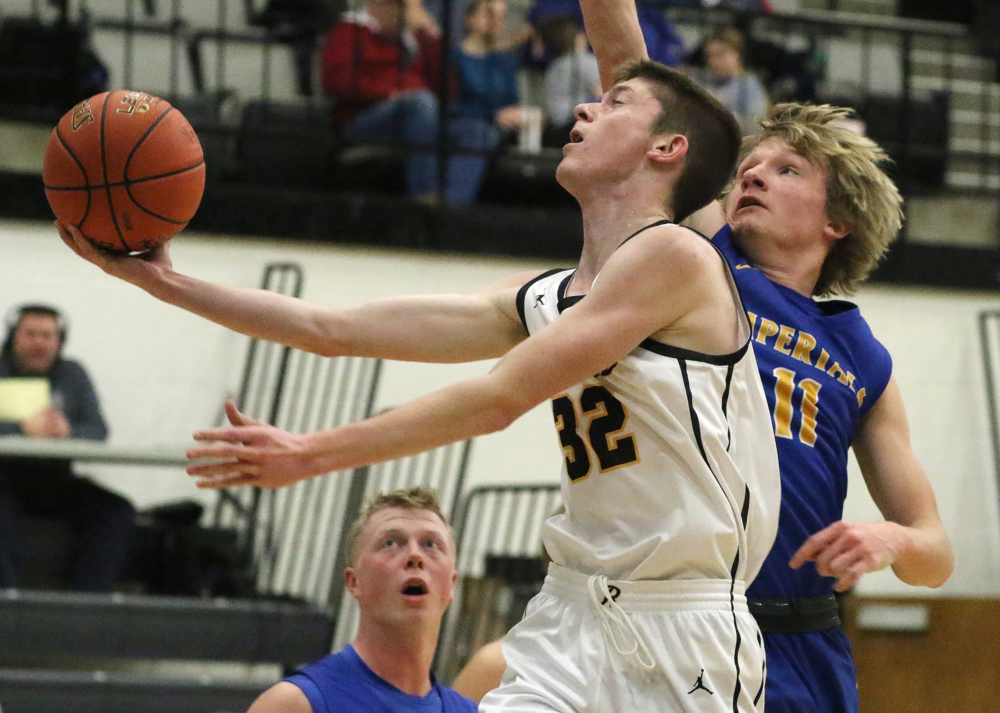 E/K-M gets 54-48 win over N/G-S in Stutsman tourney opener - Vimarsana News