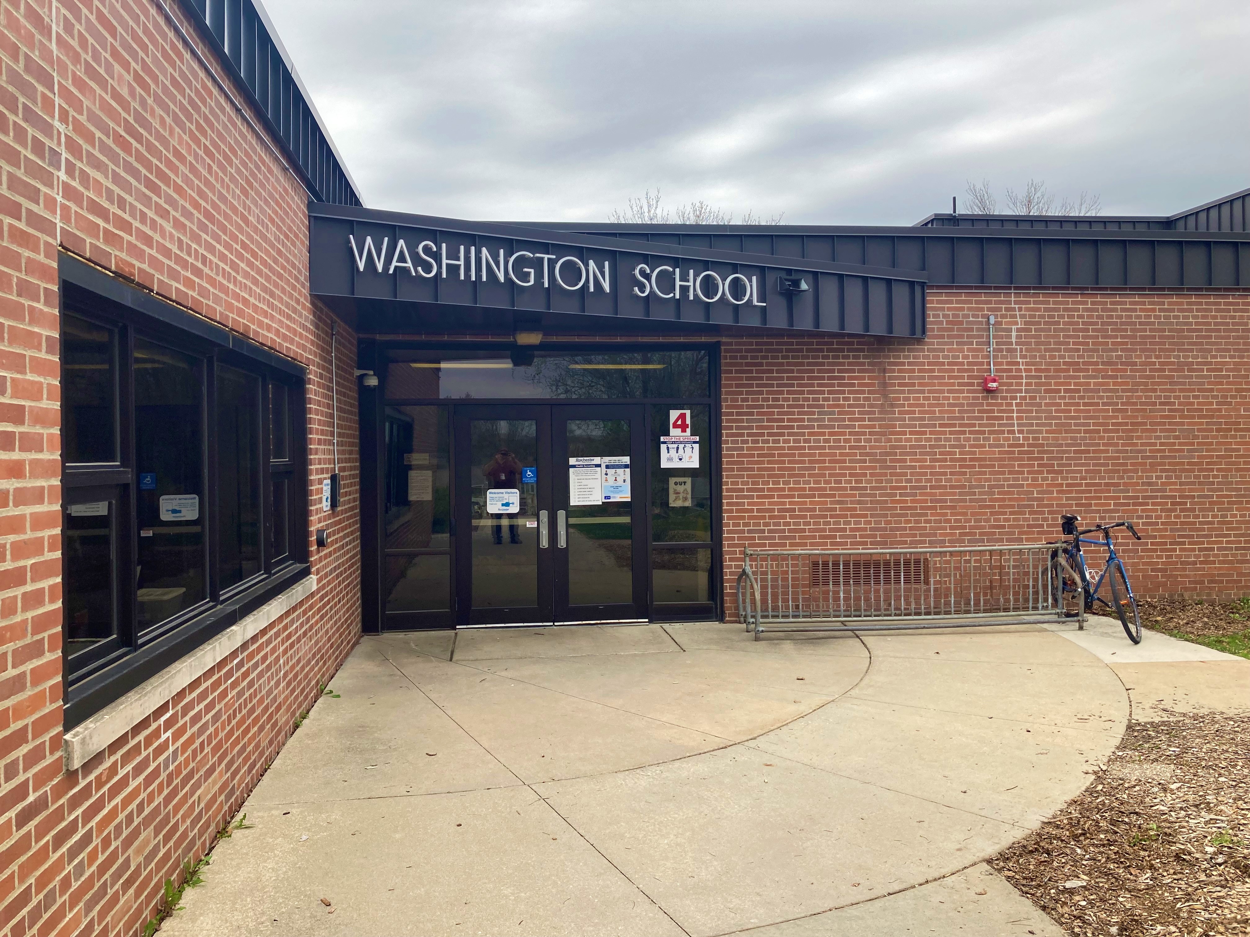 Washington Elementary becomes second school in Rochester to return to masking; district changes policy - Vimarsana News