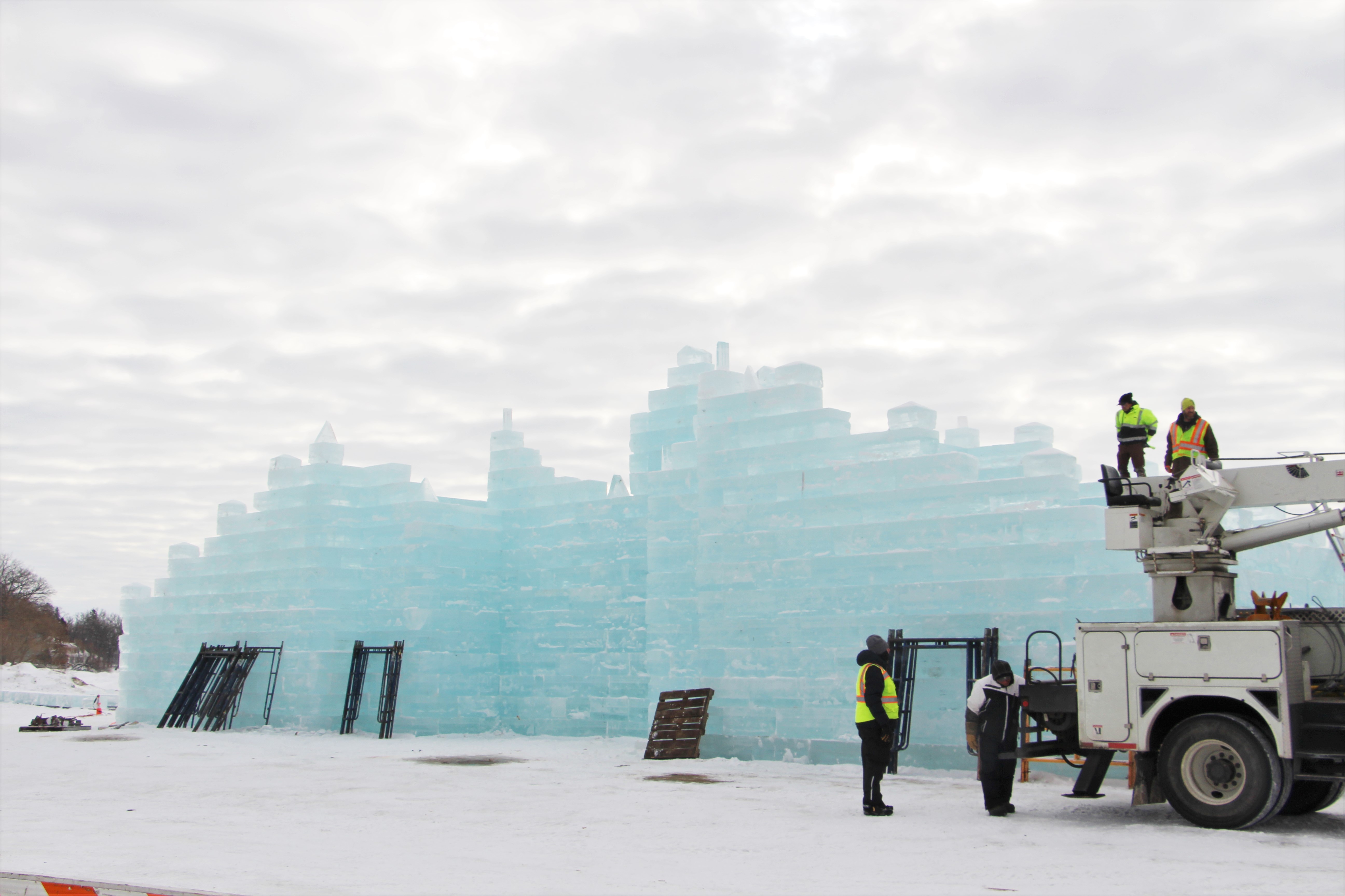Polar Fest is almost here! Friday's Ice Palace Grand Lighting to kick off 17-day festival in Detroit Lakes - Vimarsana News