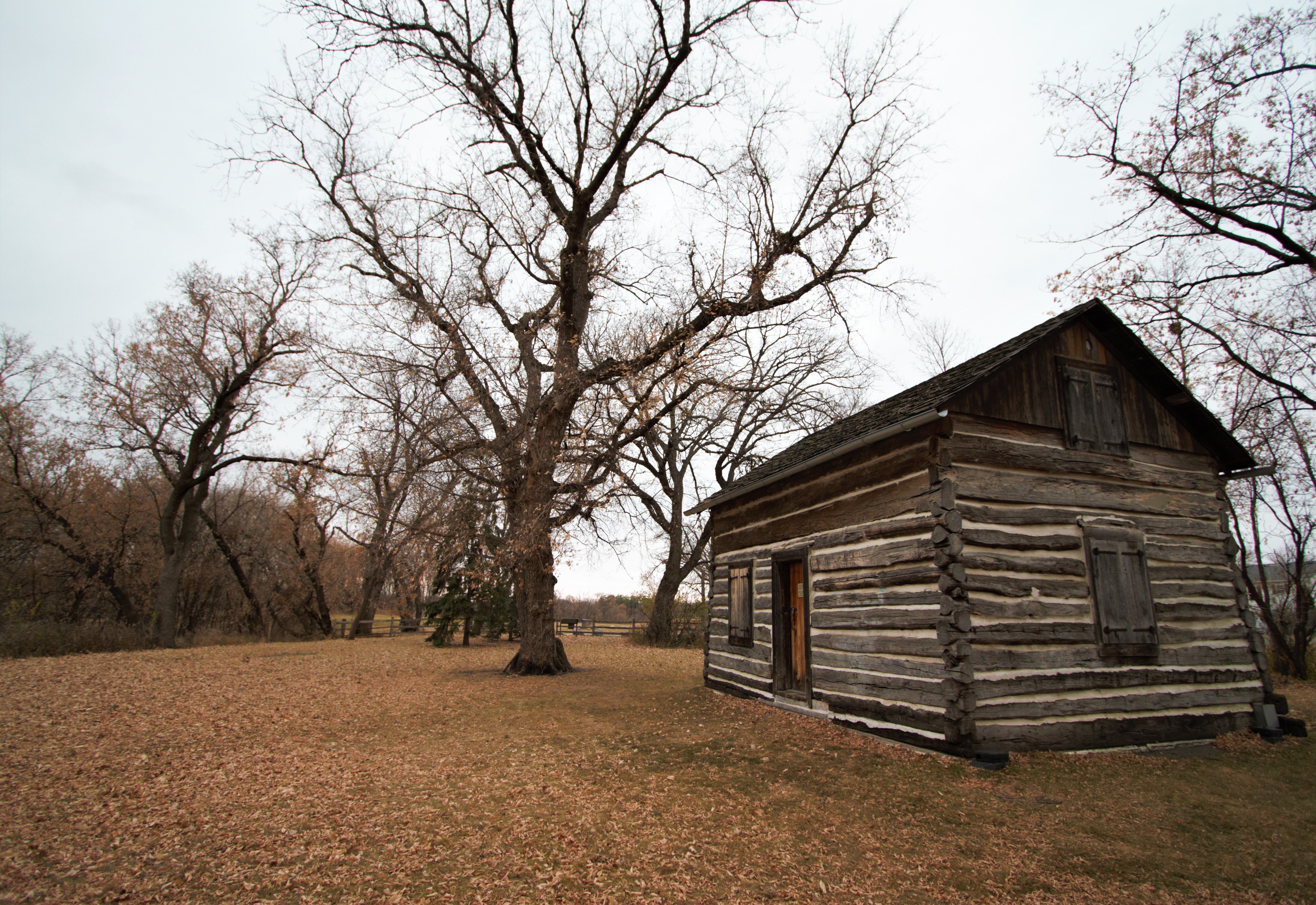 Bergquist spent nights in Moorhead's oldest home built by ancestor - Vimarsana News