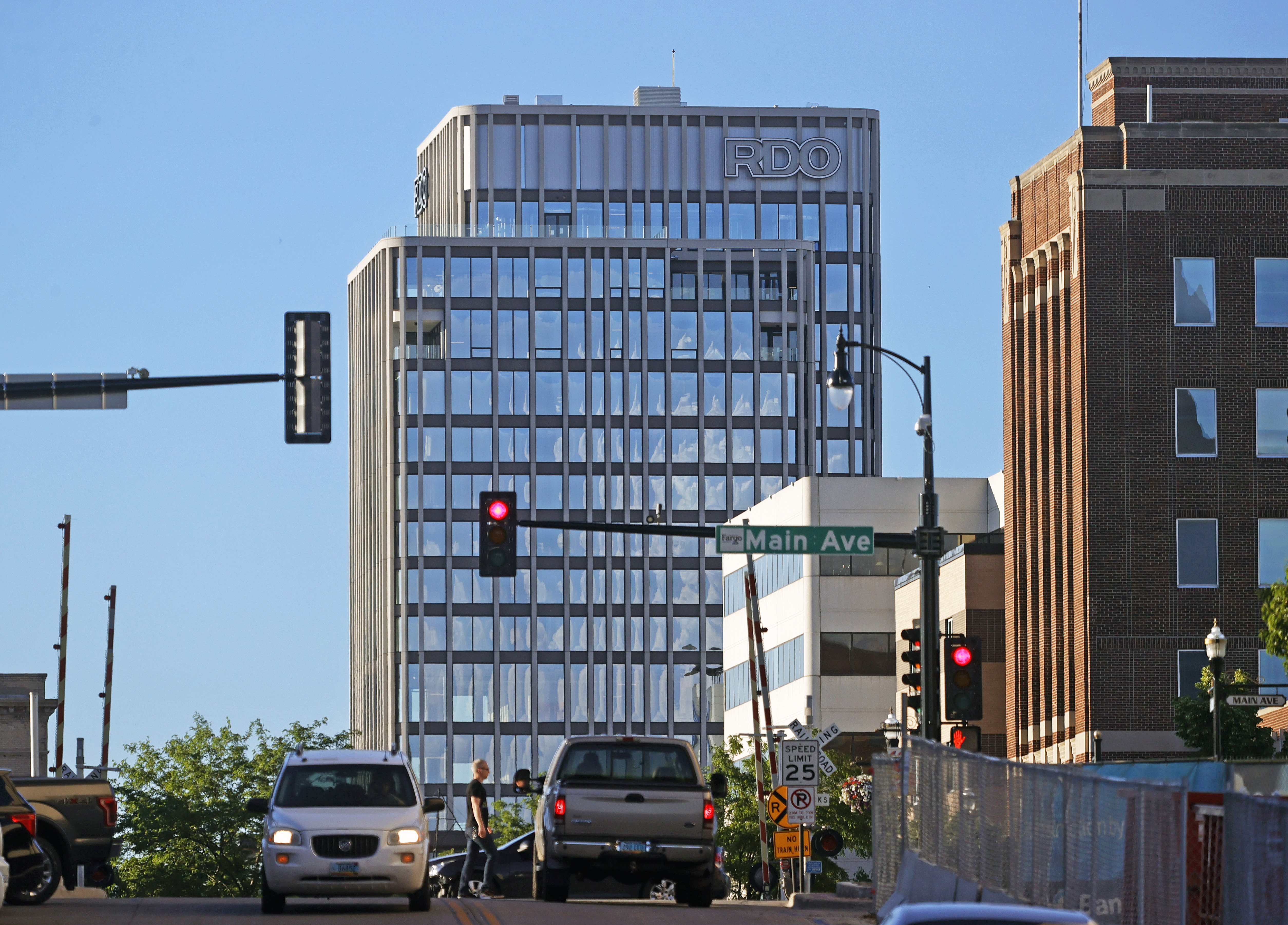 North Dakota businessman spends over $50M on New York City, Fargo condos - Vimarsana News