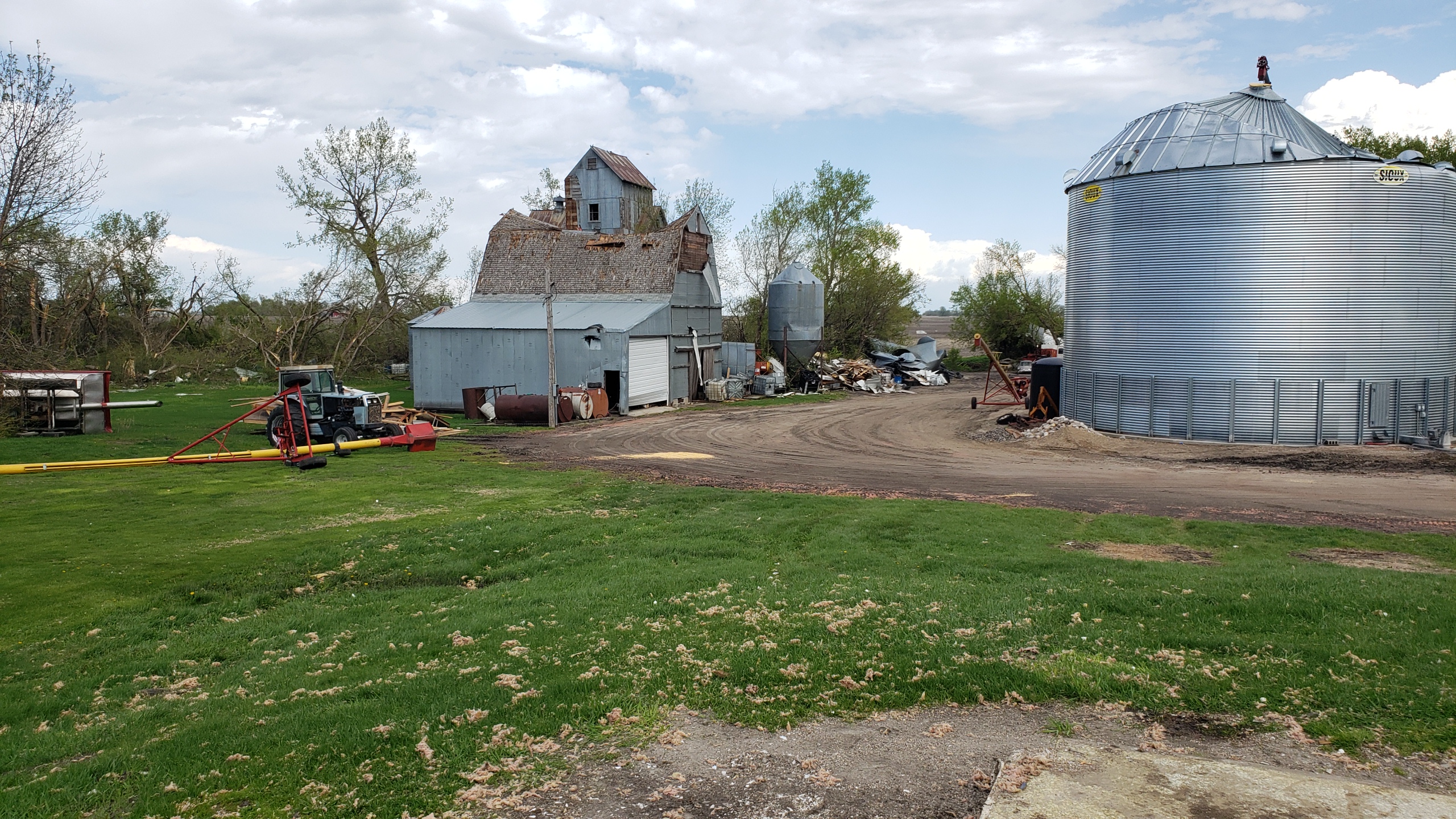 U.S. Sen. Amy Klobuchar hears from community leaders from storm-impacted Benson and counties across Minnesota - Vimarsana News