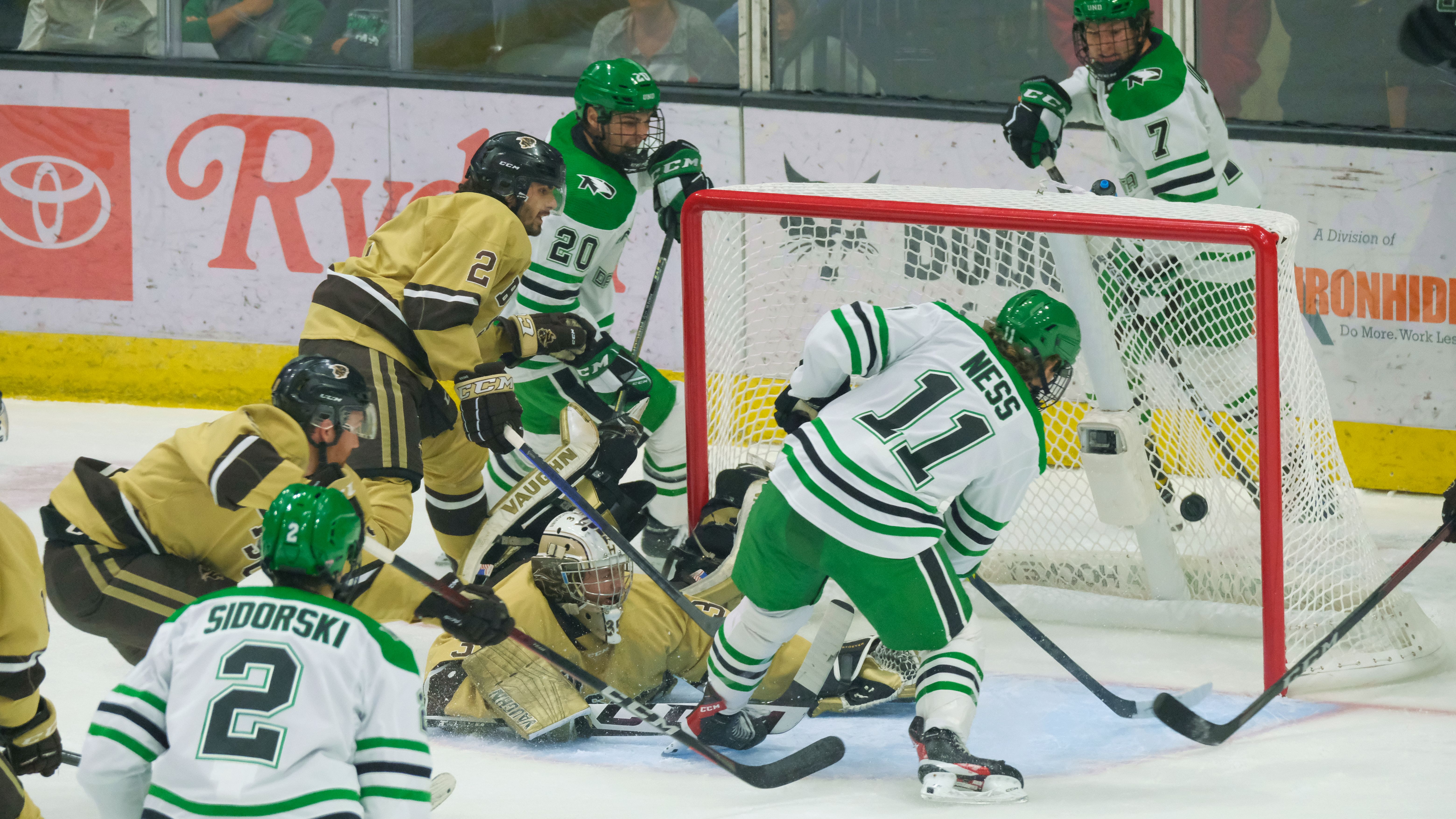 A look at the effectiveness of UND forward Griffin Ness - Vimarsana News