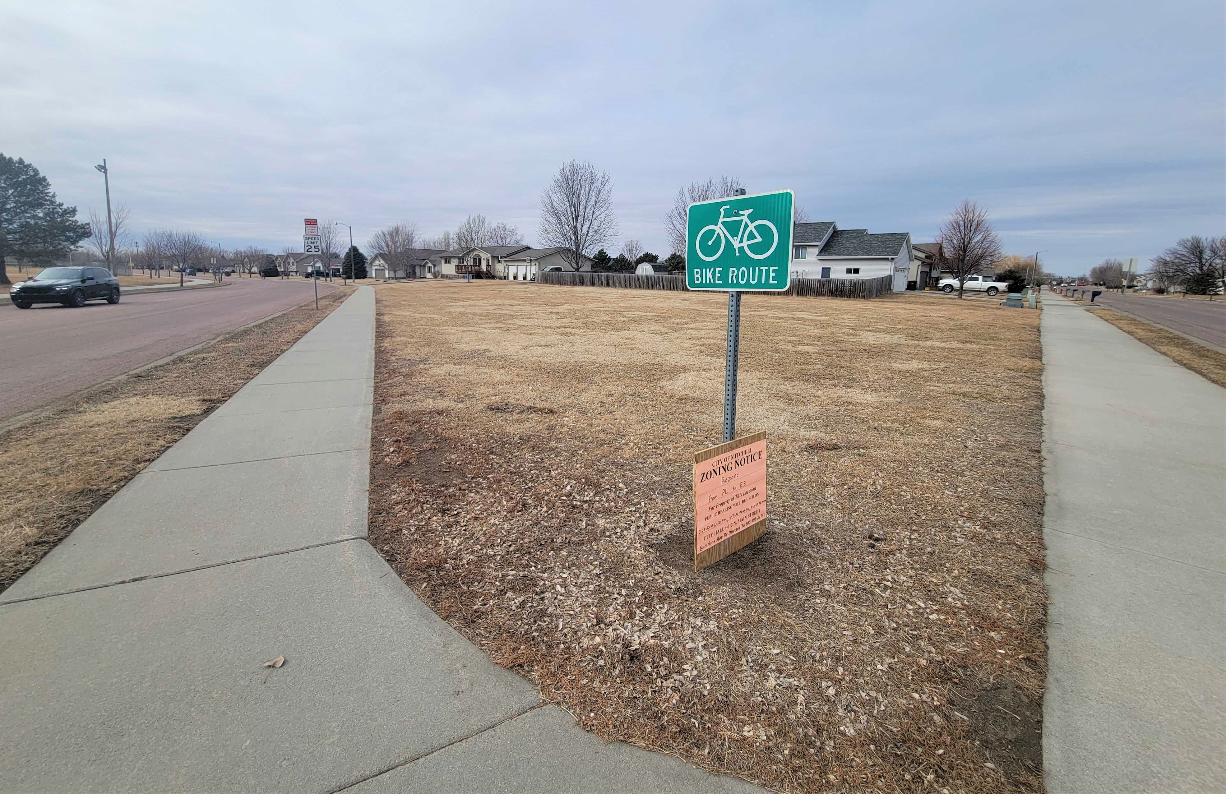 Future of disputed Mitchell lot uncertain after council postpones $30K offer that's well below listing price - Vimarsana News