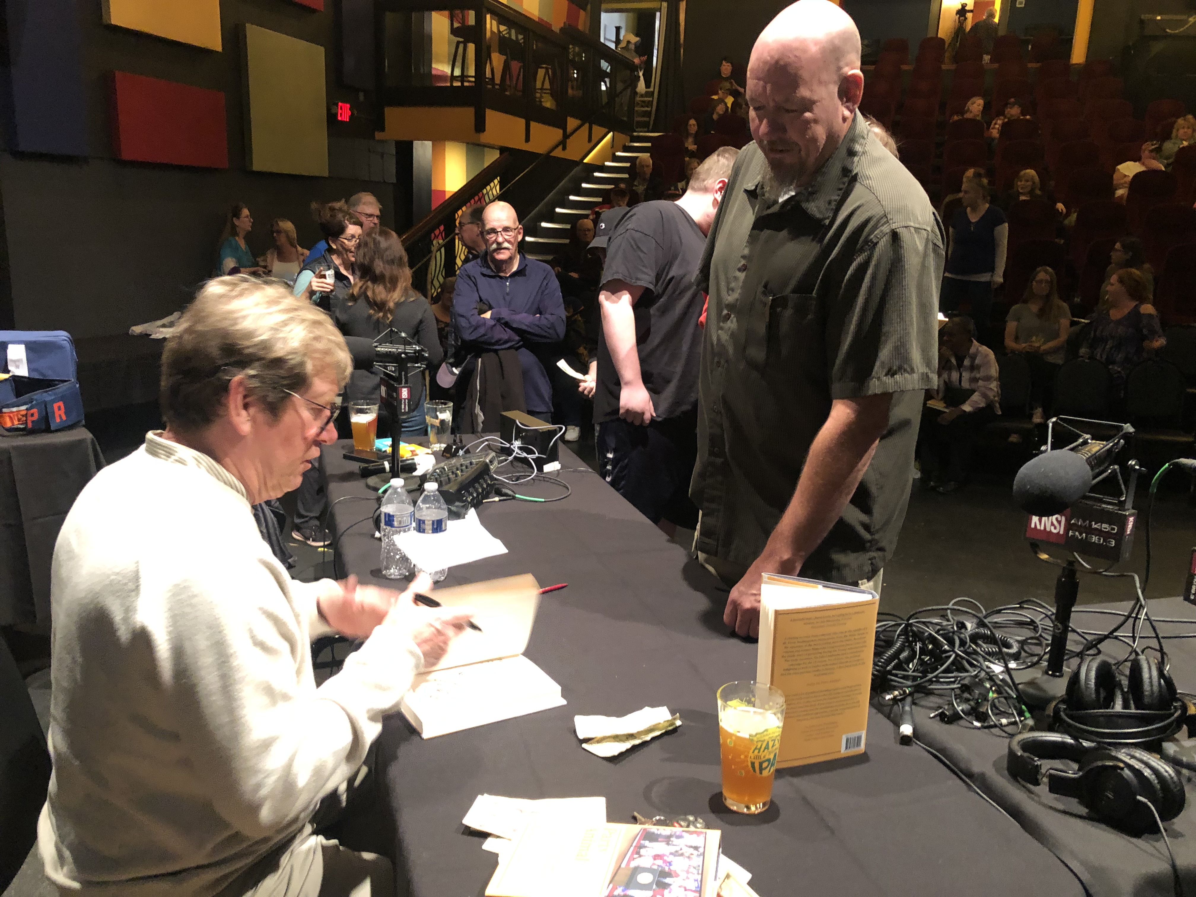 Jason Lewis to sign books at Moonlite Bay in Crosslake - Vimarsana News