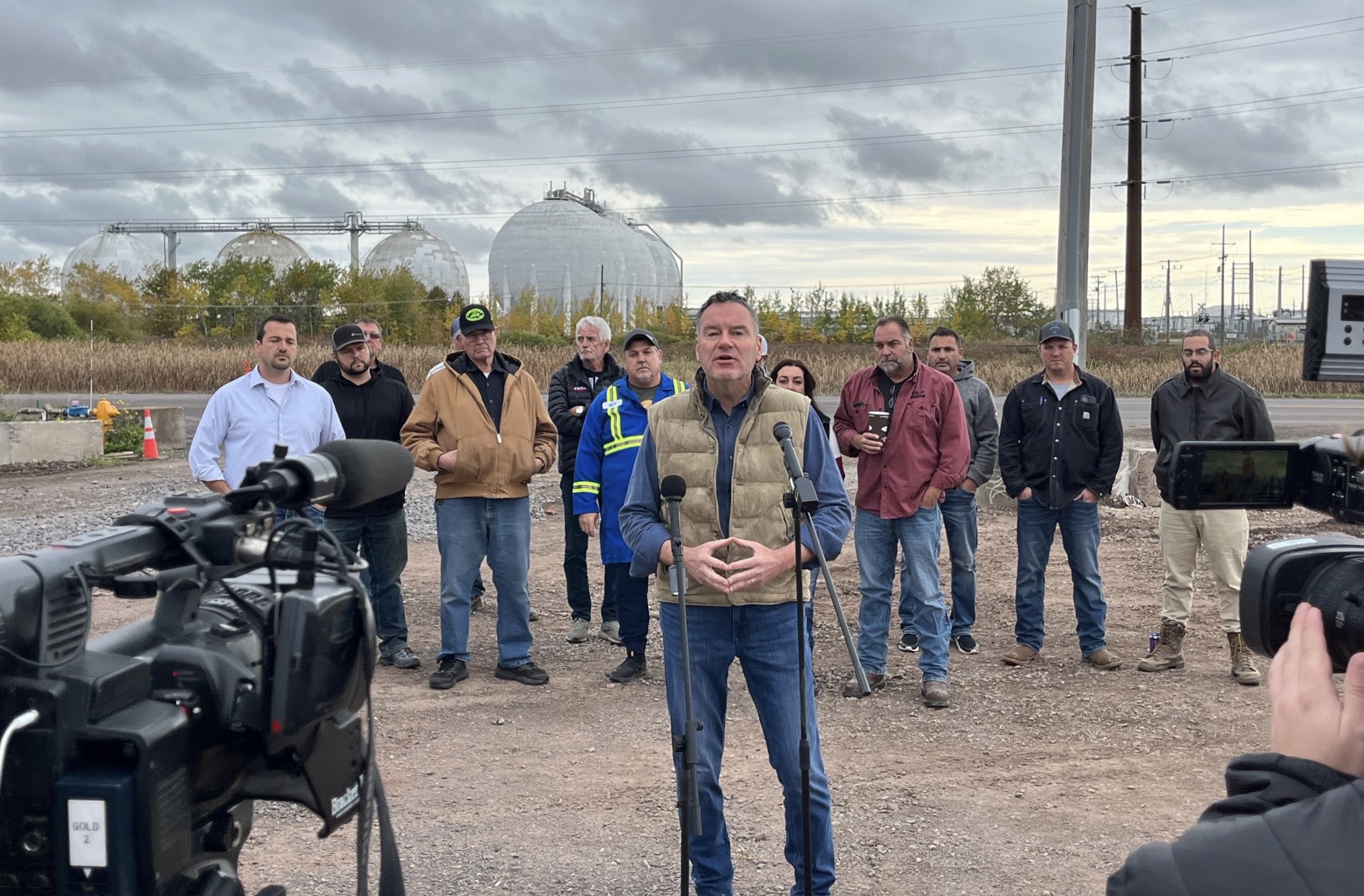 Michels pledges support for Line 5 at Superior event - Vimarsana News