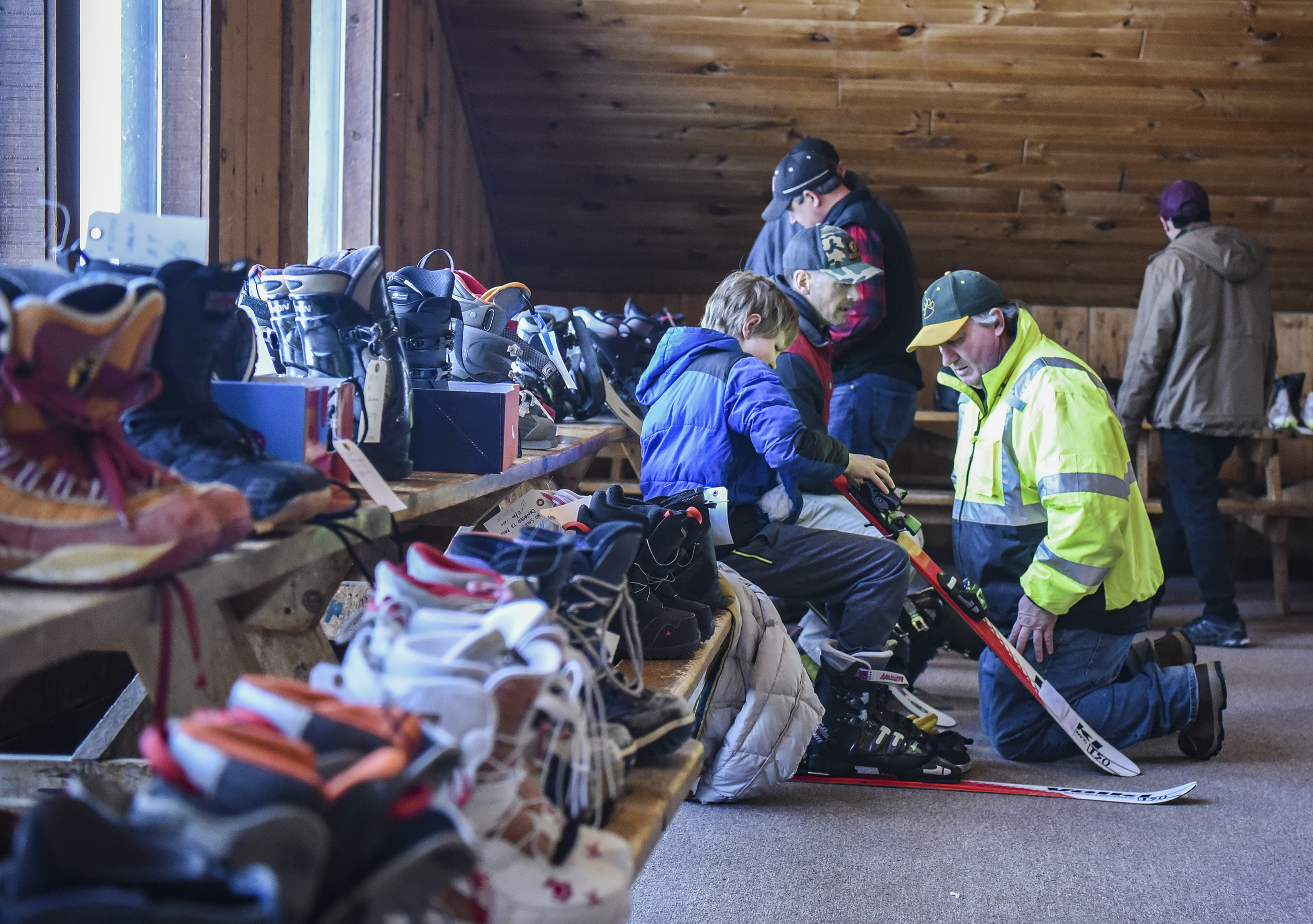 Hundreds gear up for slope season at Buena Vista's 'Welcome to Winter' open house - Vimarsana News