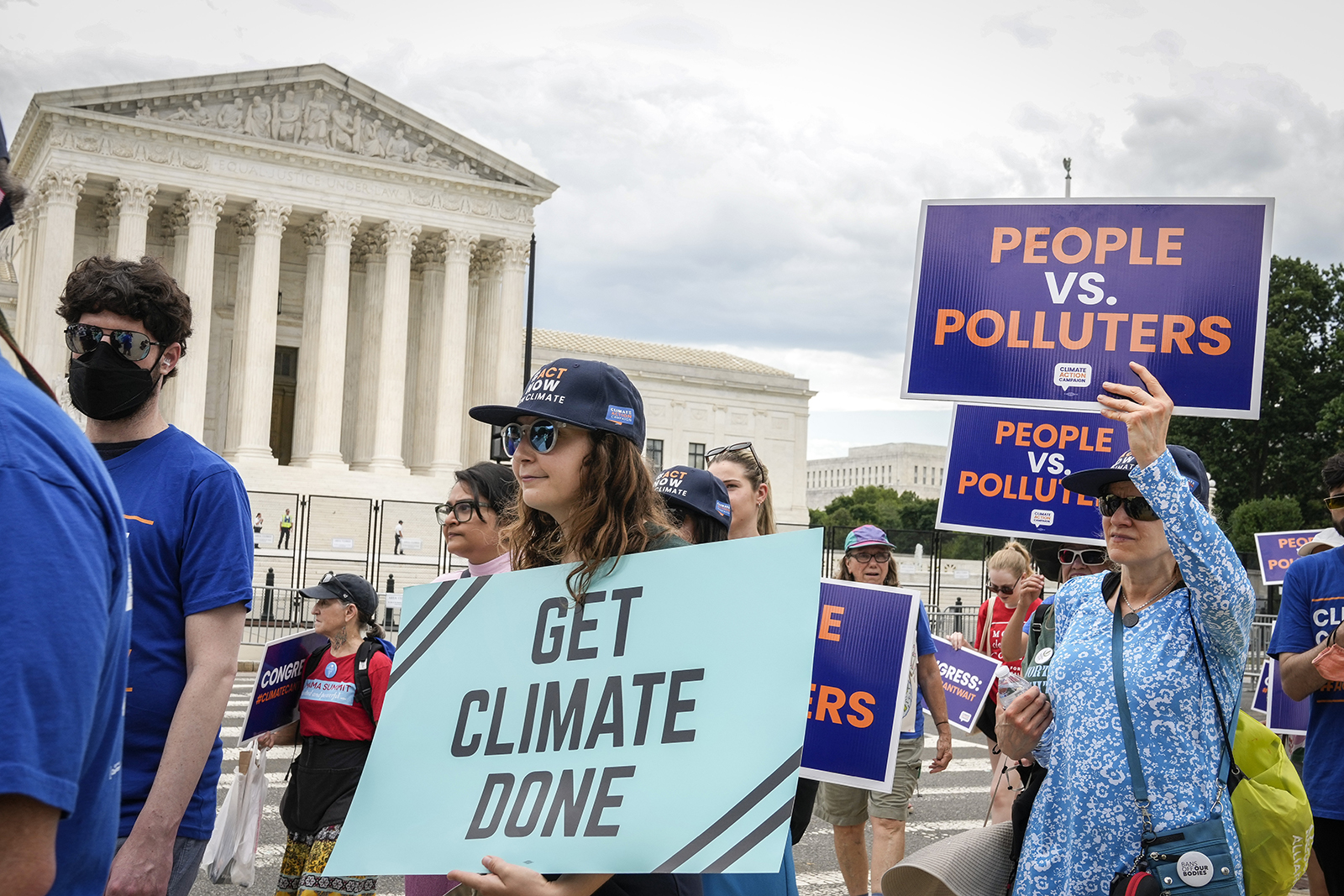 Faye Flam: Scientists love issuing warnings. Here's one for them - Vimarsana News