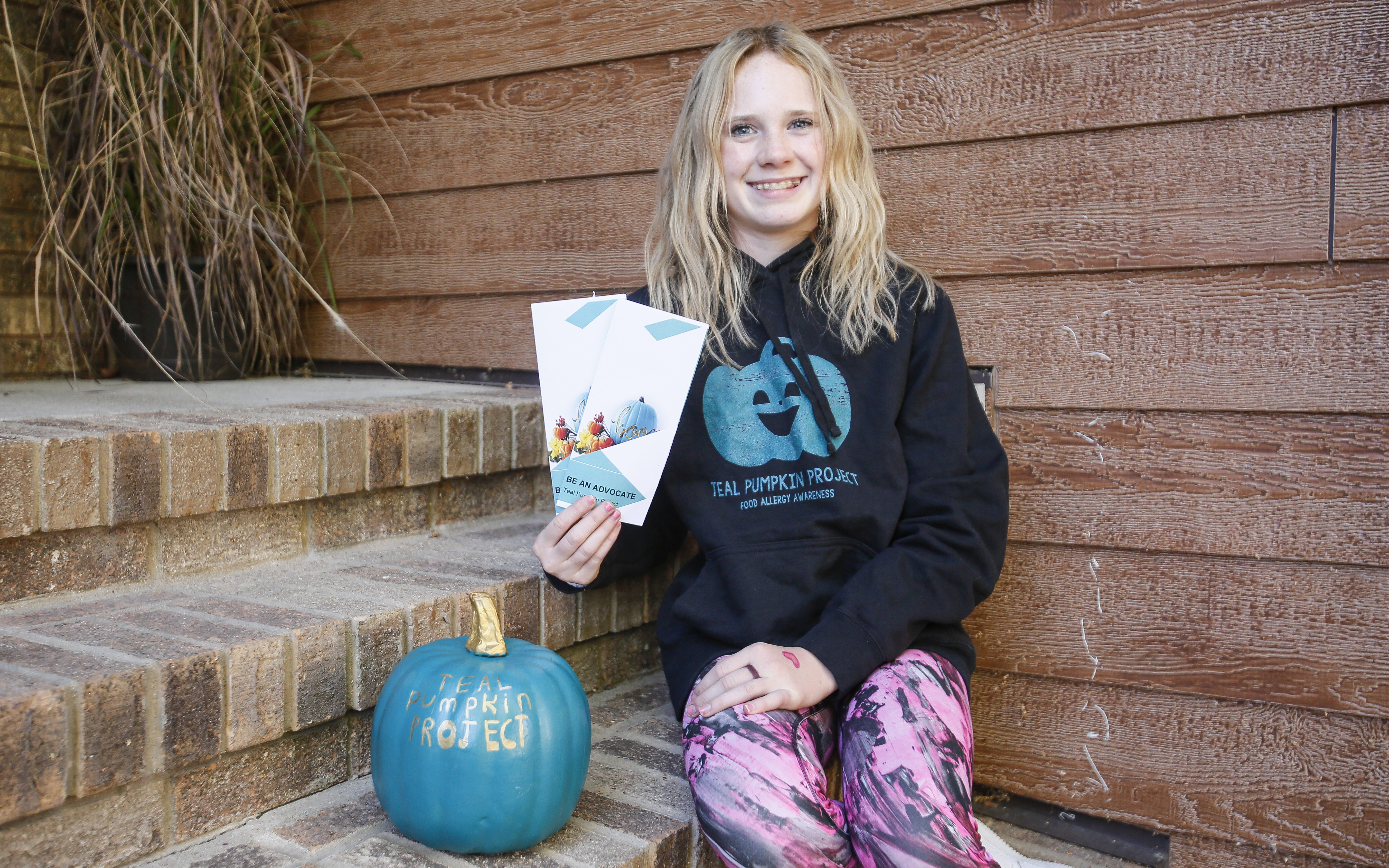 Young allergy advocate works to make Halloween fun for everyone - Vimarsana News