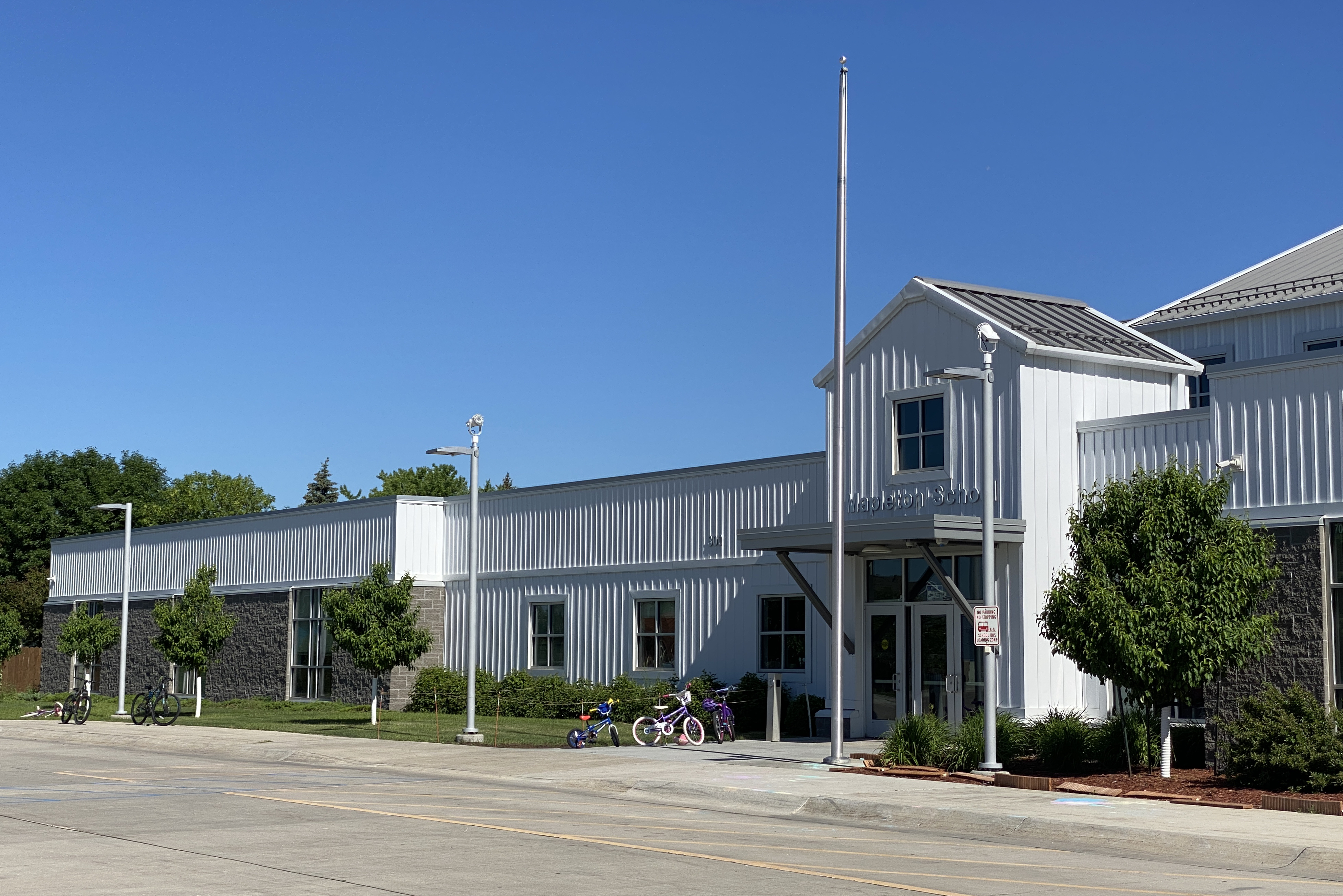 Mapleton school referendum fails by 2 votes - Vimarsana News