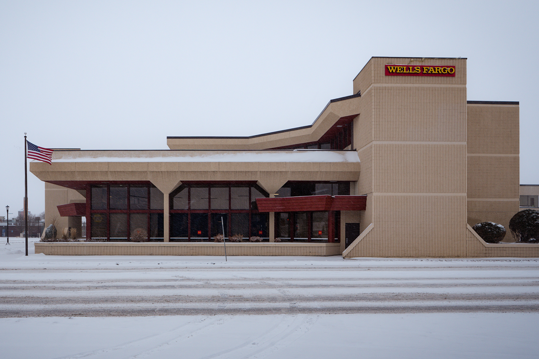 Wells Fargo in downtown Moorhead scheduled to close - Vimarsana News