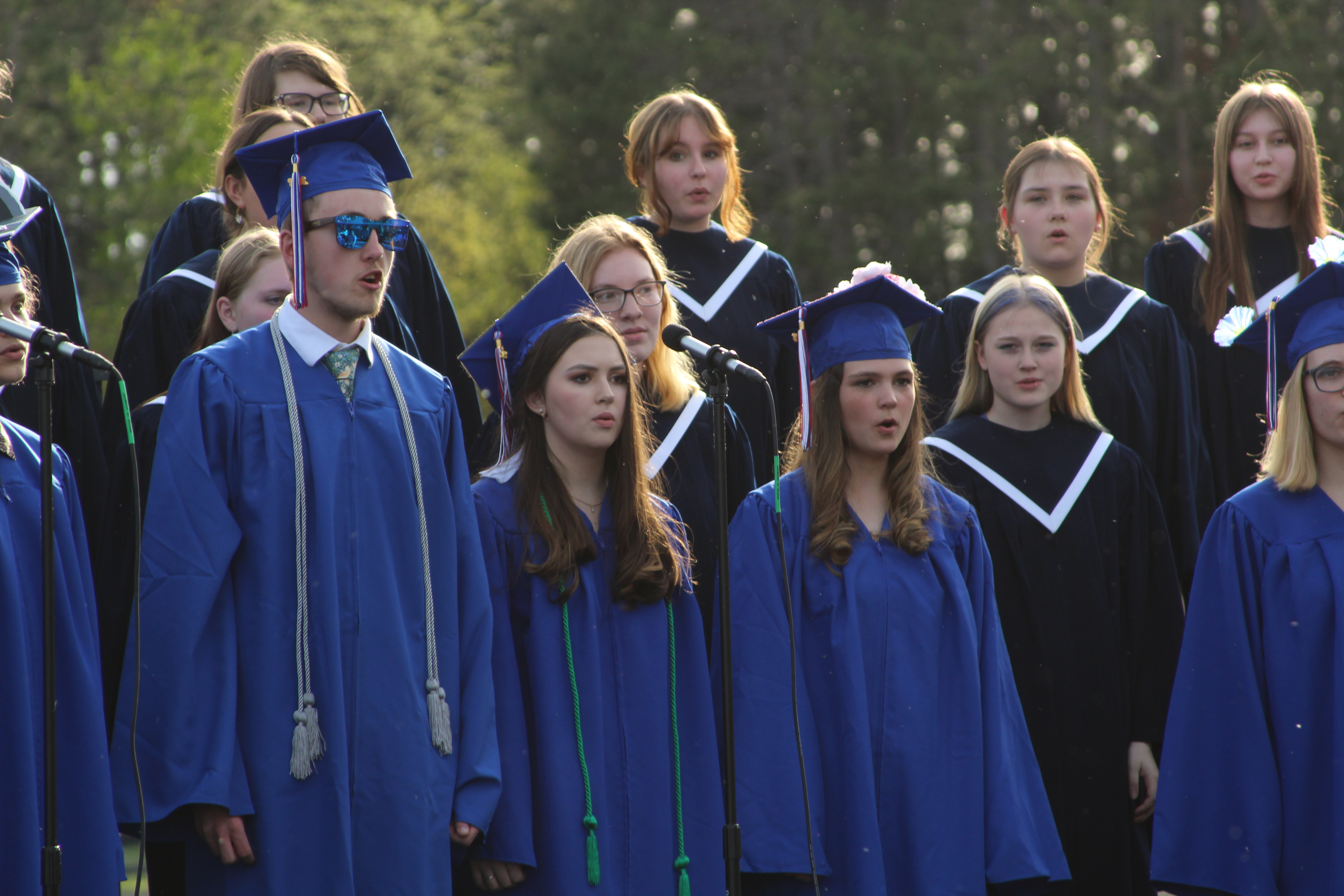klick! Photo Gallery: Pequot Lakes Graduation 2022 - Vimarsana News