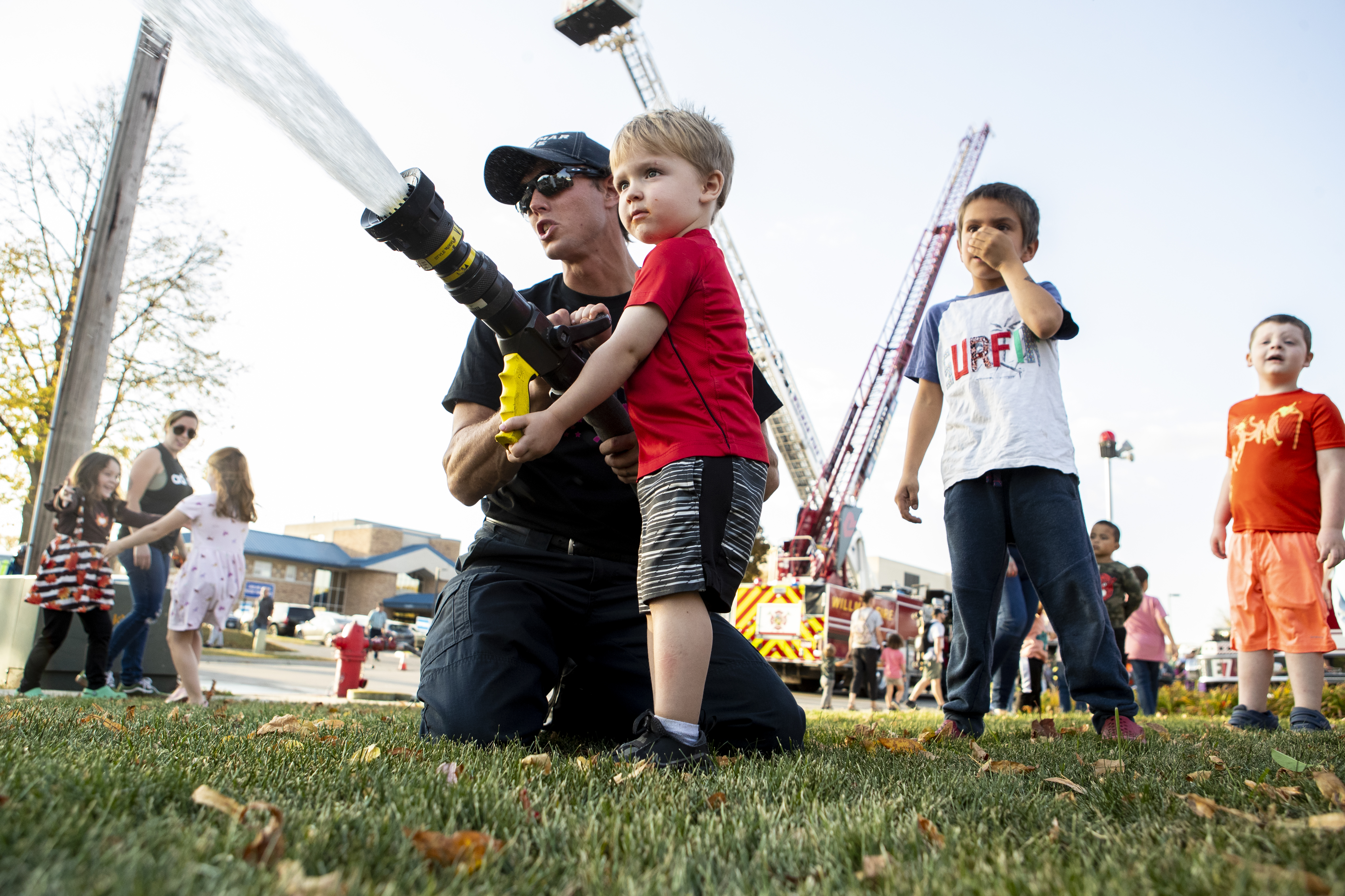 PHOTOS: Family Night at the Willmar Fire Station - Vimarsana News