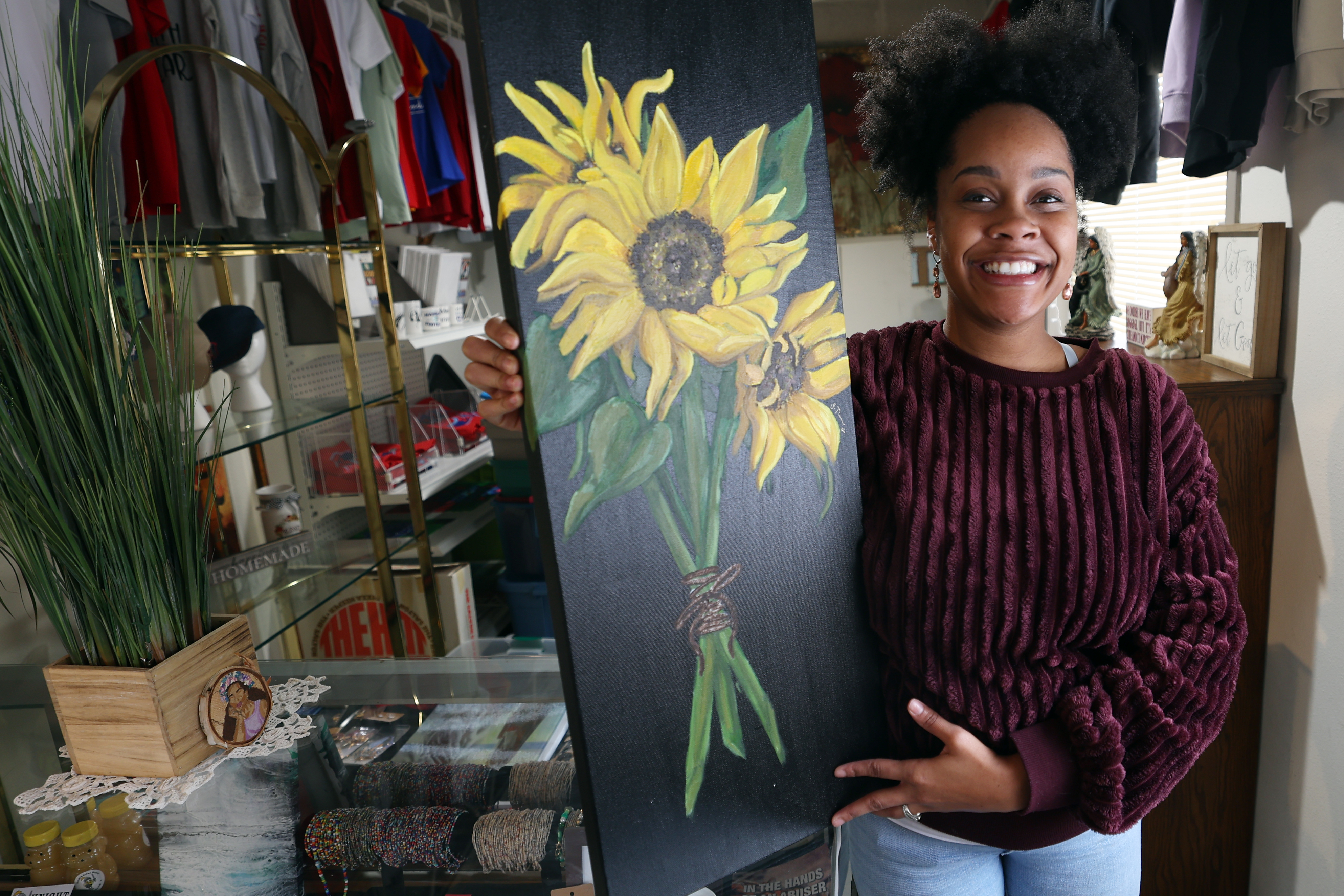 Grand Forks nonprofit supports artists through 'Money in Your Hands' project - Grand Forks Herald | Grand Forks, East Grand Forks news, weather & sports - Vimarsana News