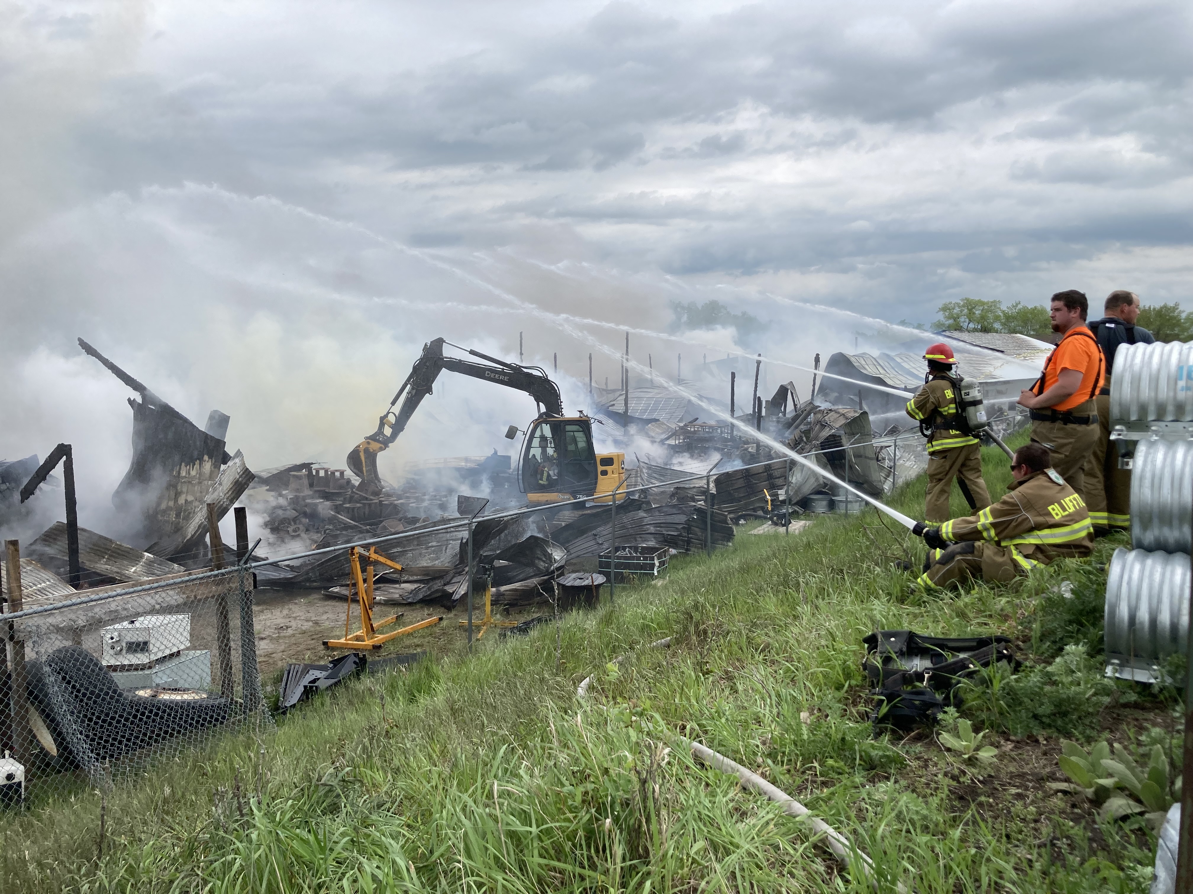 UPDATE: Minnesota Valley Irrigation shop destroyed by fire in Wadena - Vimarsana News